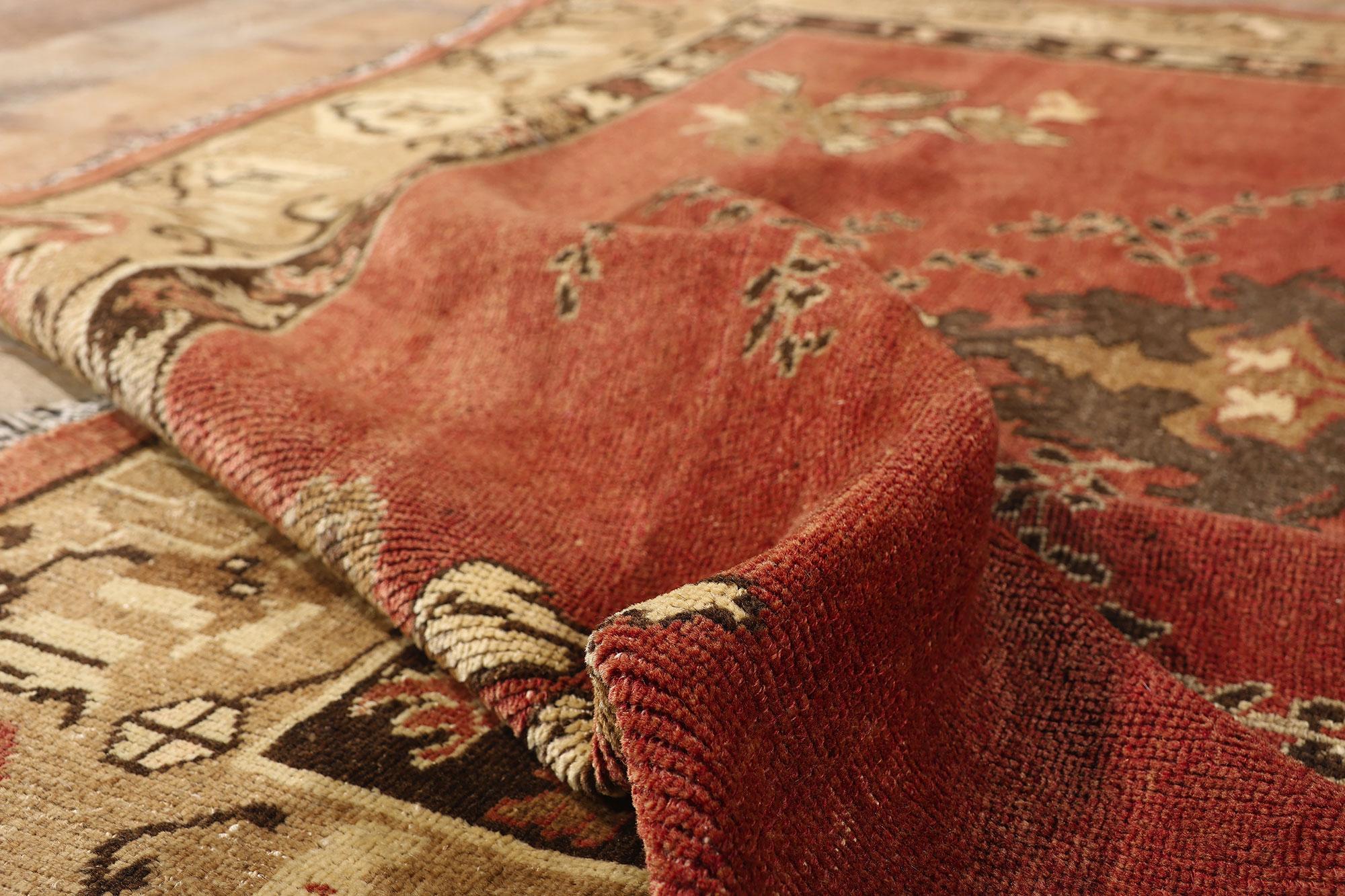 1960's Turkish Oushak Carpet with Traditional Style For Sale 2