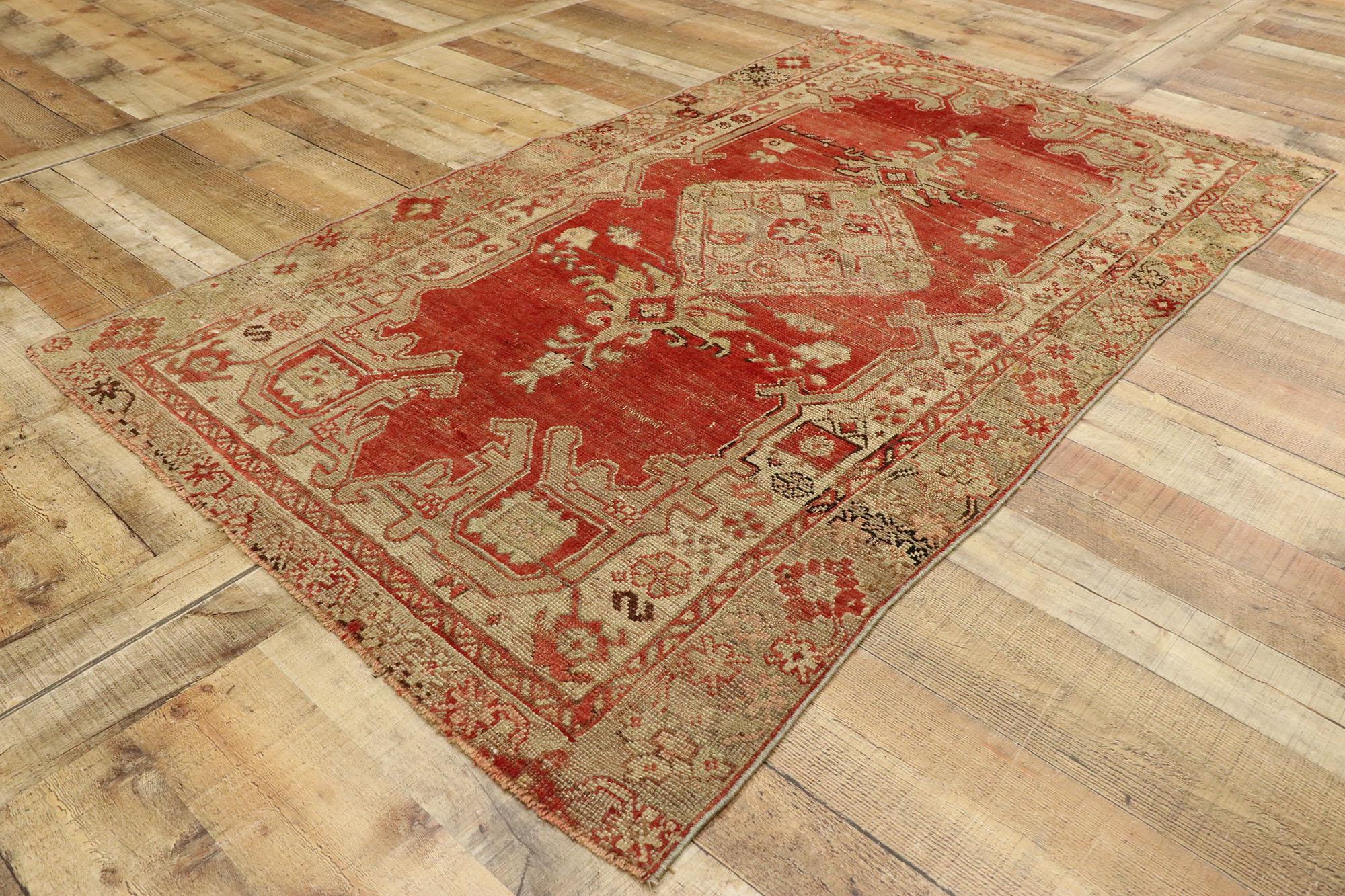 Distressed Vintage Turkish Oushak Rug with Warm Rustic Italian Style For Sale 1