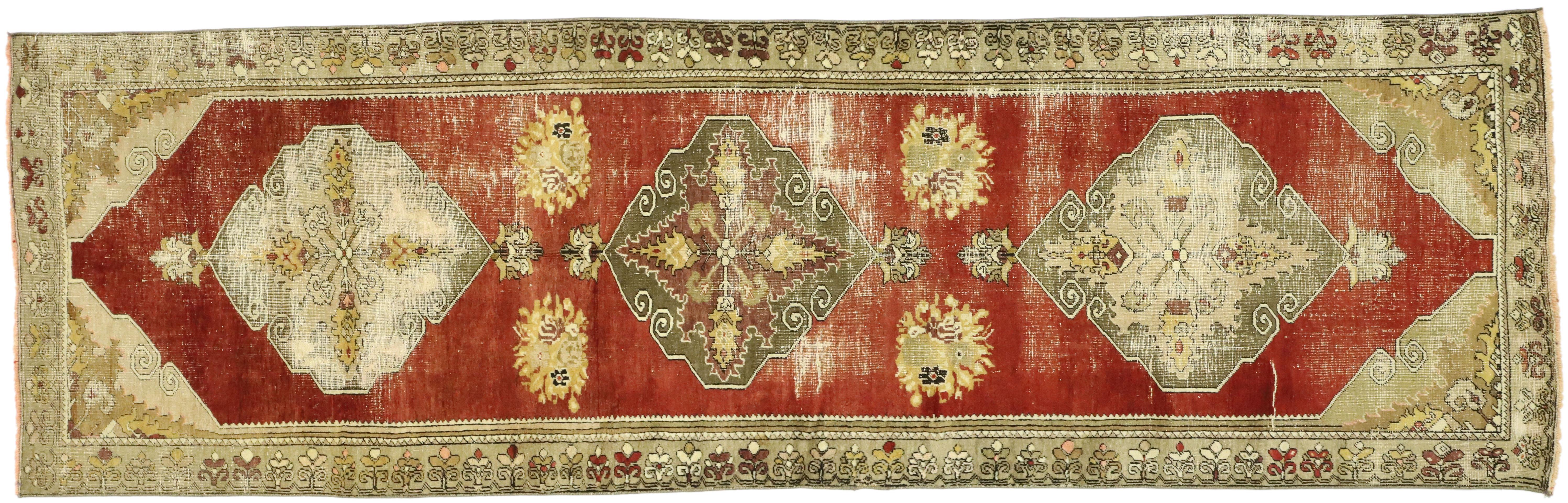 Runner in Oushak turco vintage con stile rustico e consumato in vendita 2