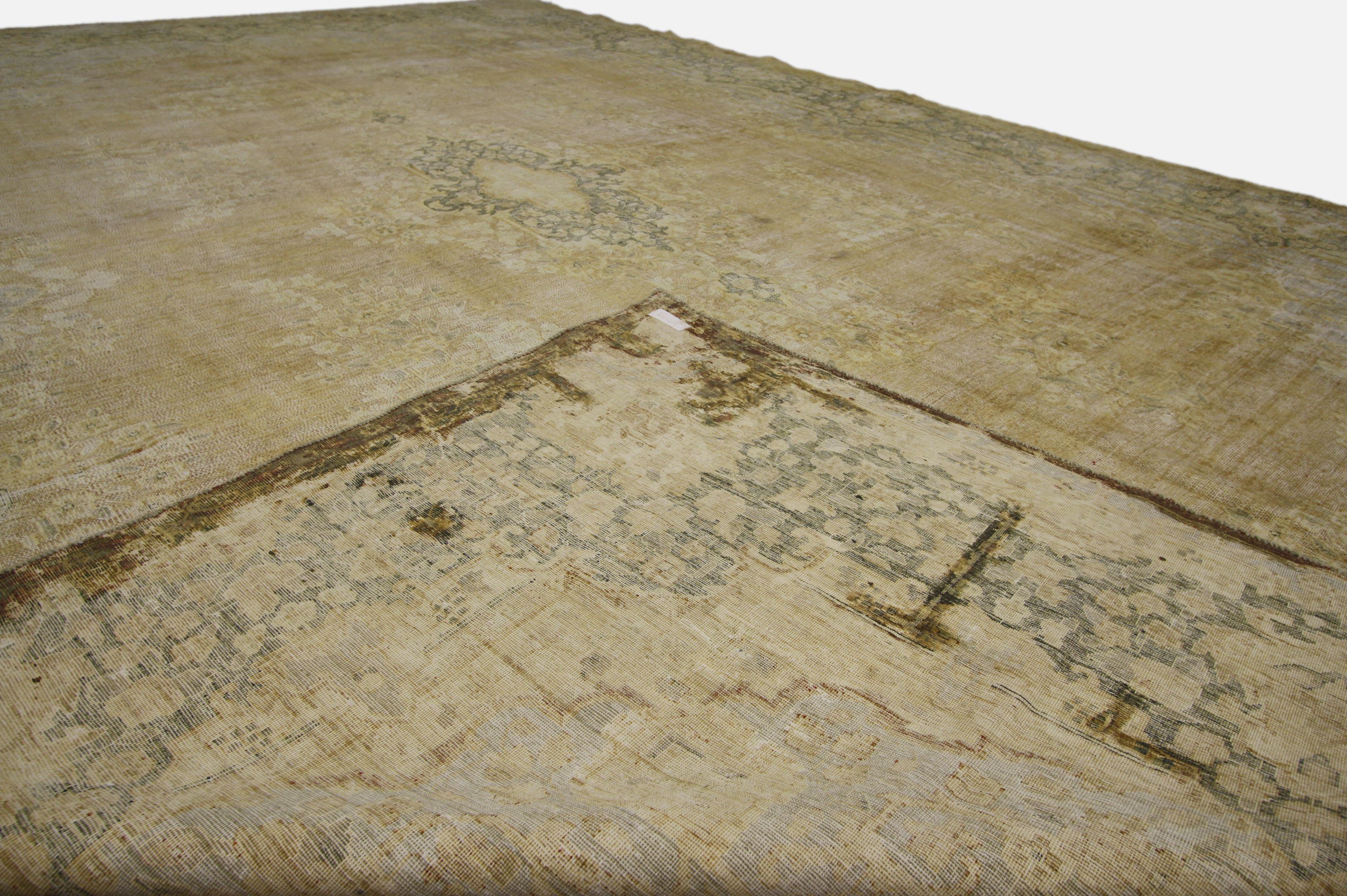 Distressed Vintage Turkish Oversized Rug with Shabby Chic Farmhouse Style In Distressed Condition In Dallas, TX