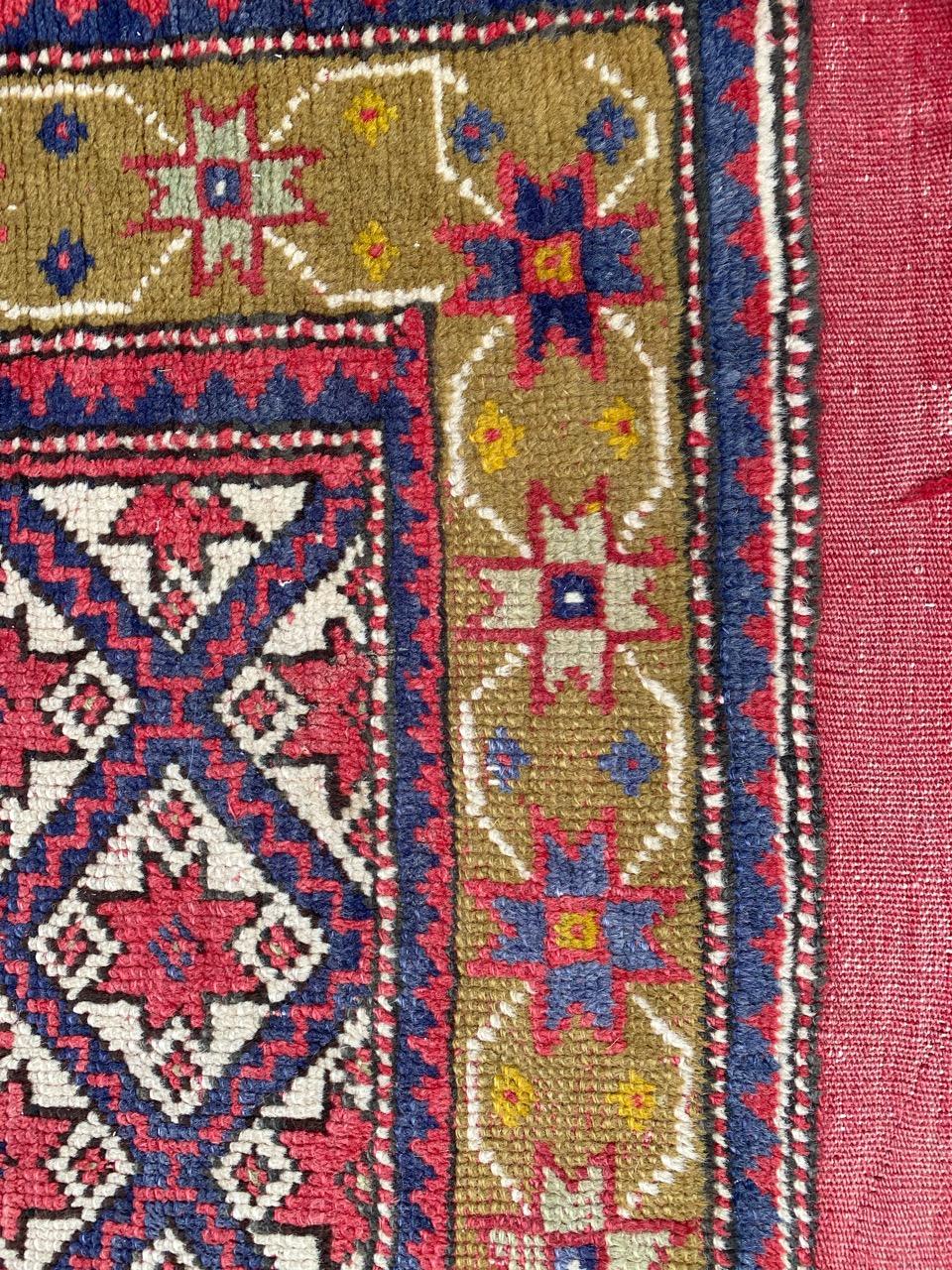 Alfombra turca vintage desgastada en Bastante bueno estado para la venta en Saint Ouen, FR