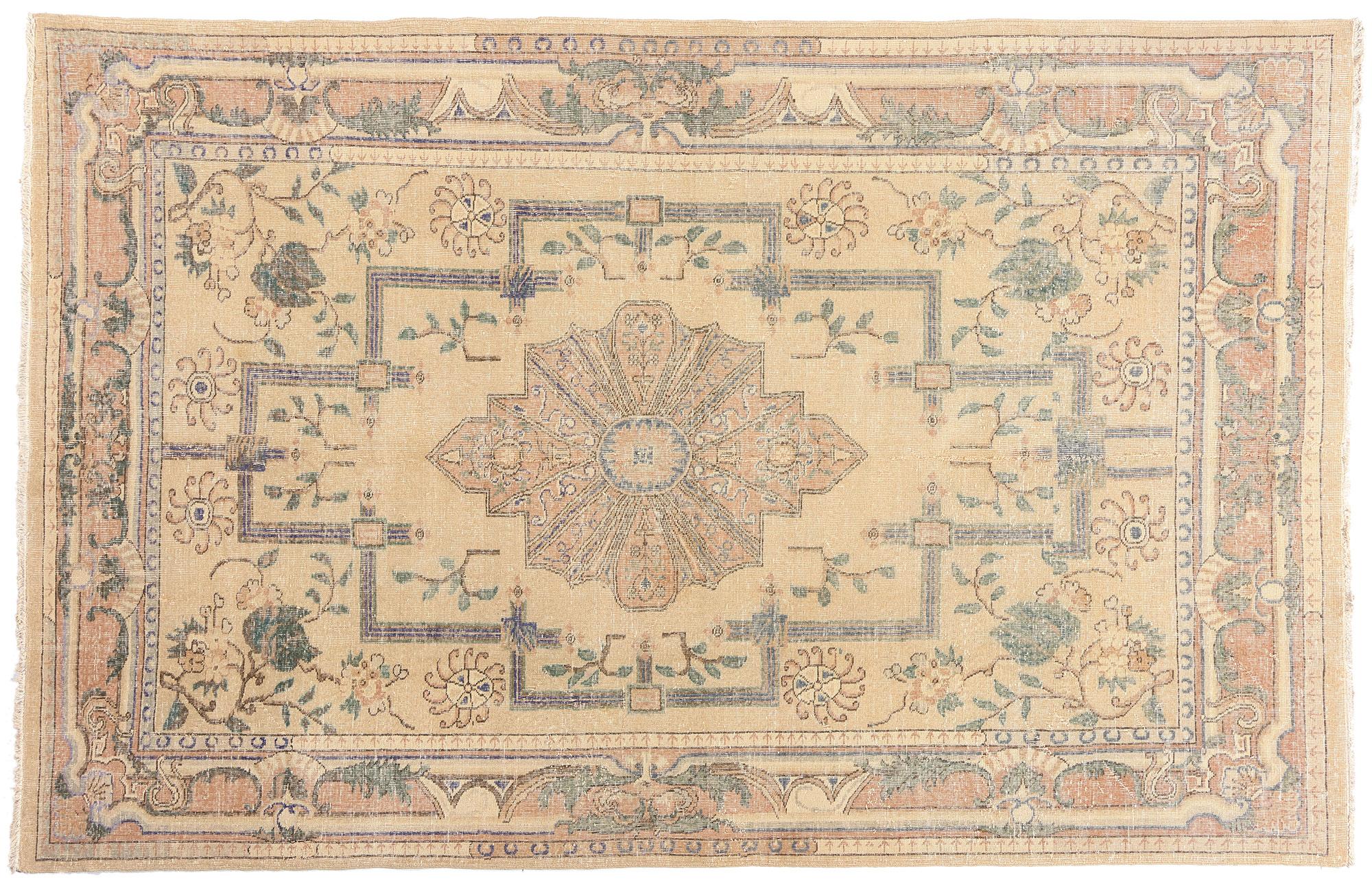 Türkischer Sivas-Teppich aus den 1940er Jahren im traditionellen Stil im Angebot 3