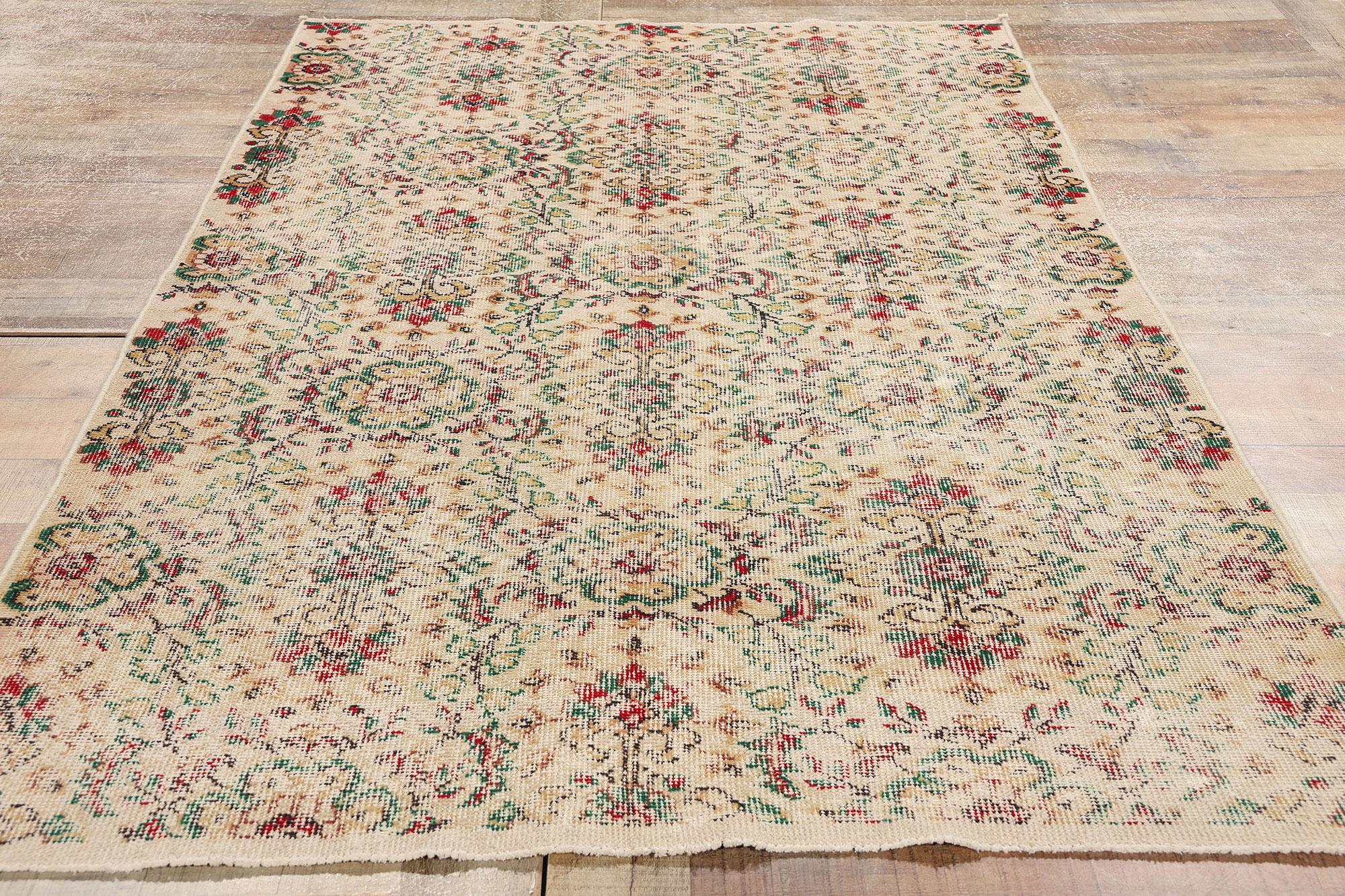 Türkischer Sivas-Teppich im Vintage-Look im Angebot 1