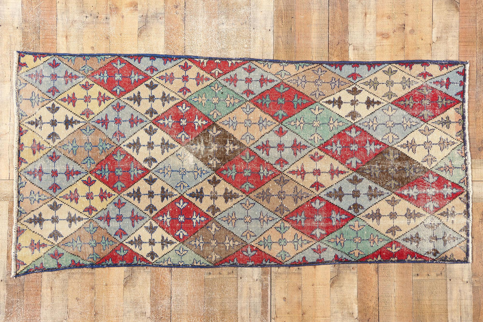 Tapis turc Sivas vintage Zeki Muren vieilli en vente 1