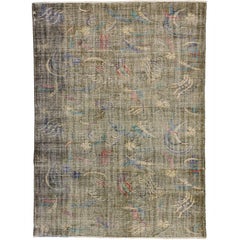 Tapis turc Sivas vintage en mauvais état de conservation avec style industriel
