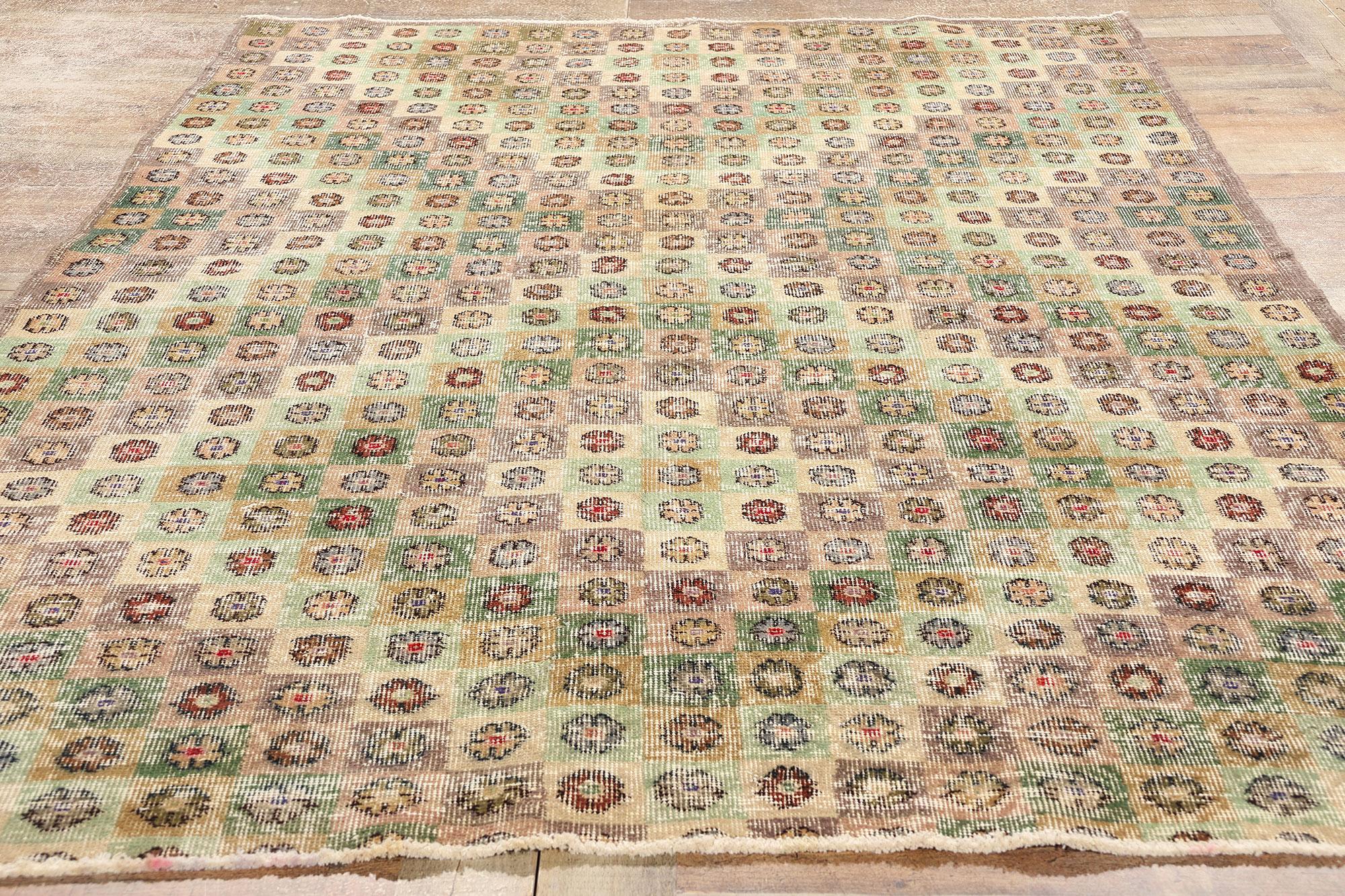 Zeki Muren Distressed Vintage Turkish Sivas Rug For Sale 1