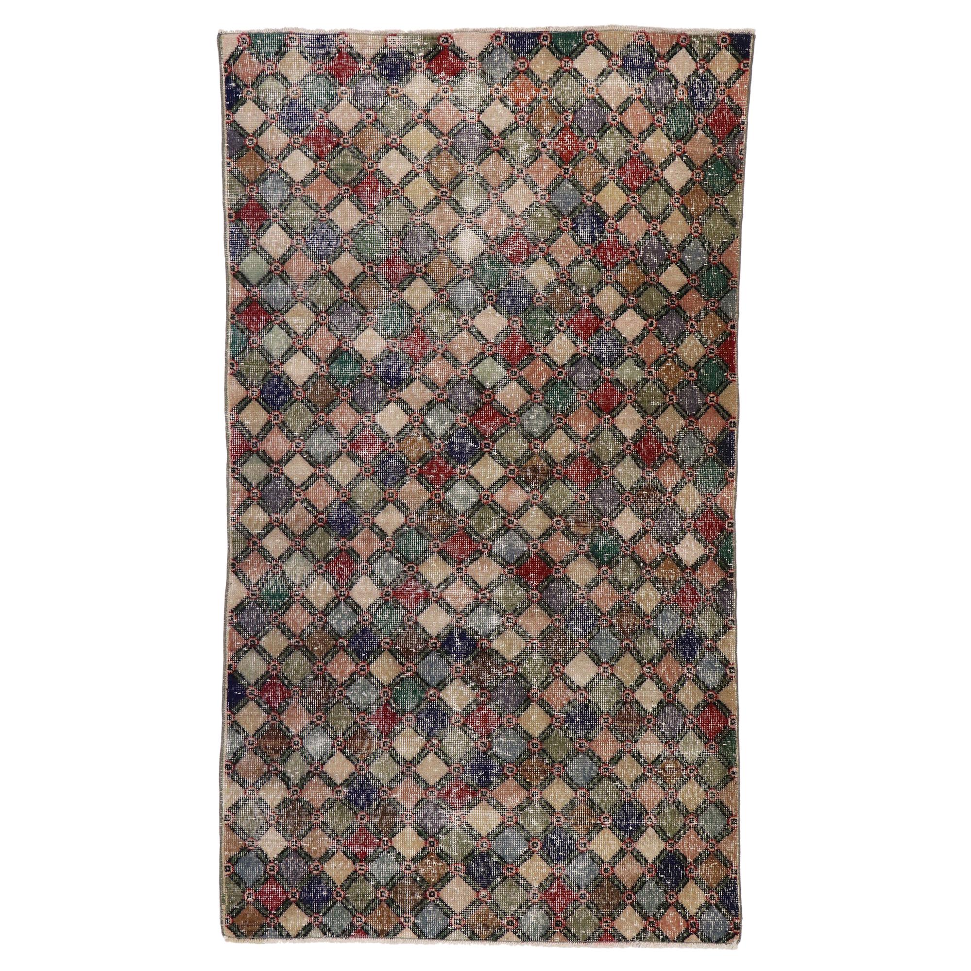 Türkischer Sivas-Teppich im Vintage-Stil mit romantischem Mid-Century-Modern-Stil, im Used-Stil im Angebot