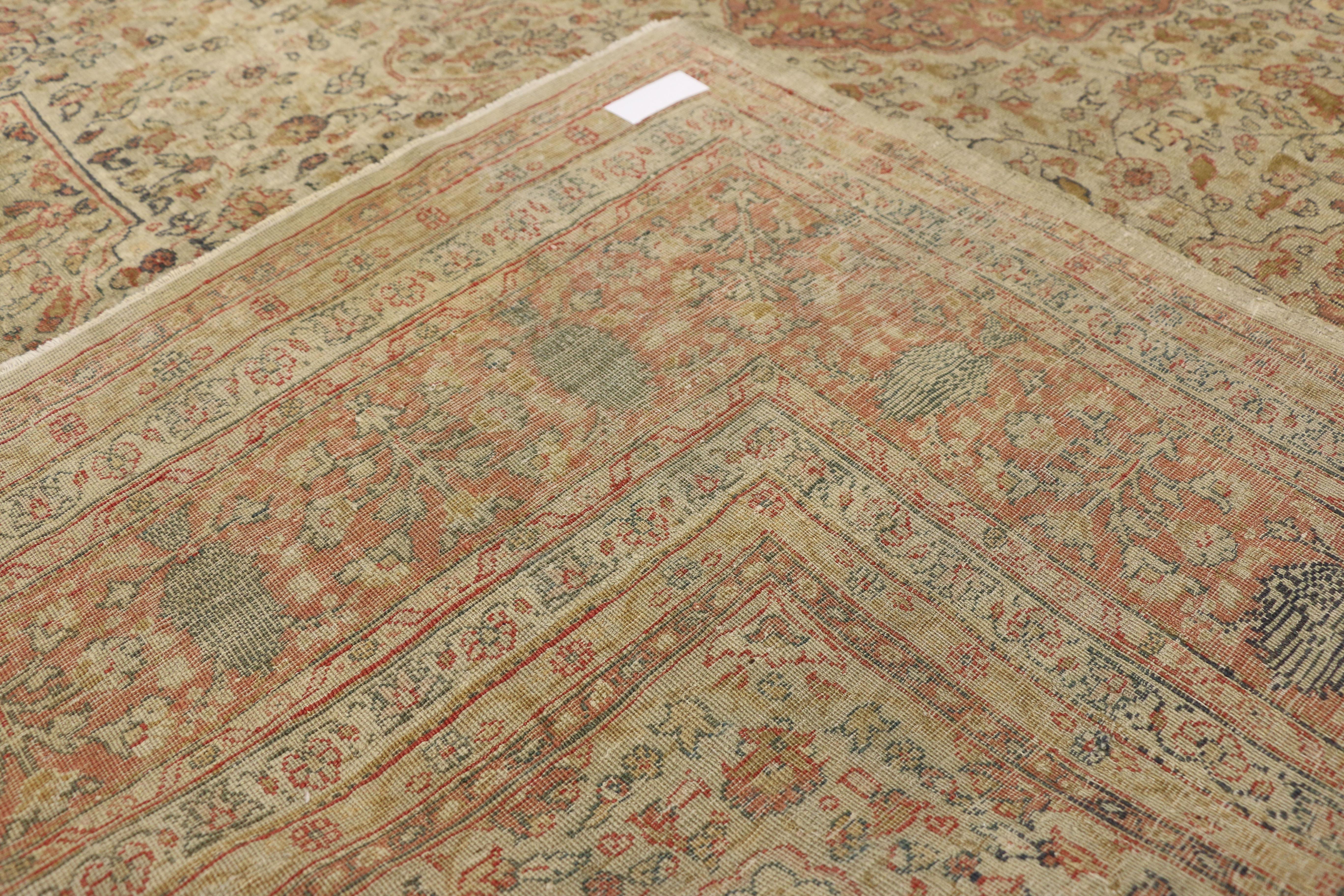 20th Century Distressed Vintage Turkish Sivas Rug with Rustic Northwestern Artisan Style For Sale