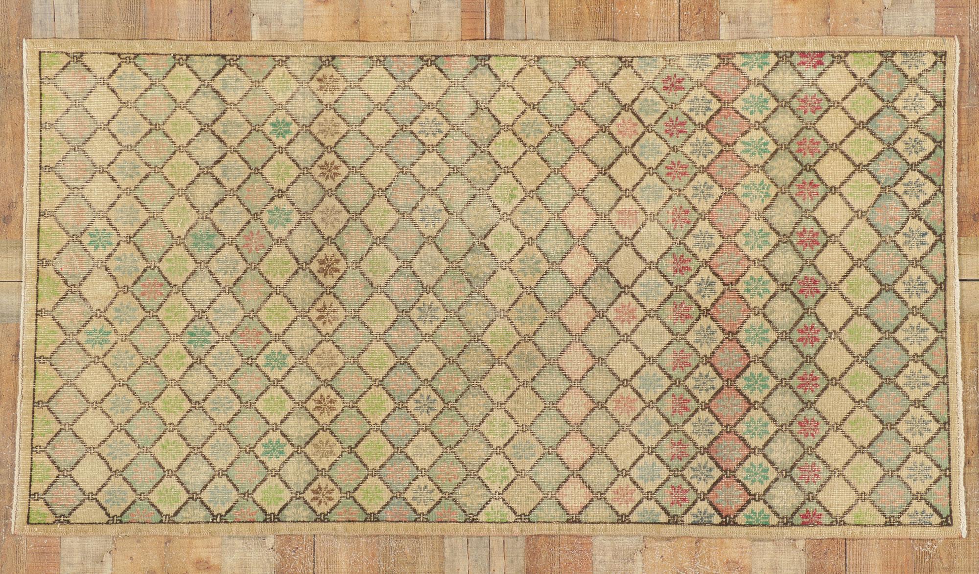 Distressed Vintage Turkish Sivas Rug with Rustic Pastel Earth-Tone Colors For Sale 3