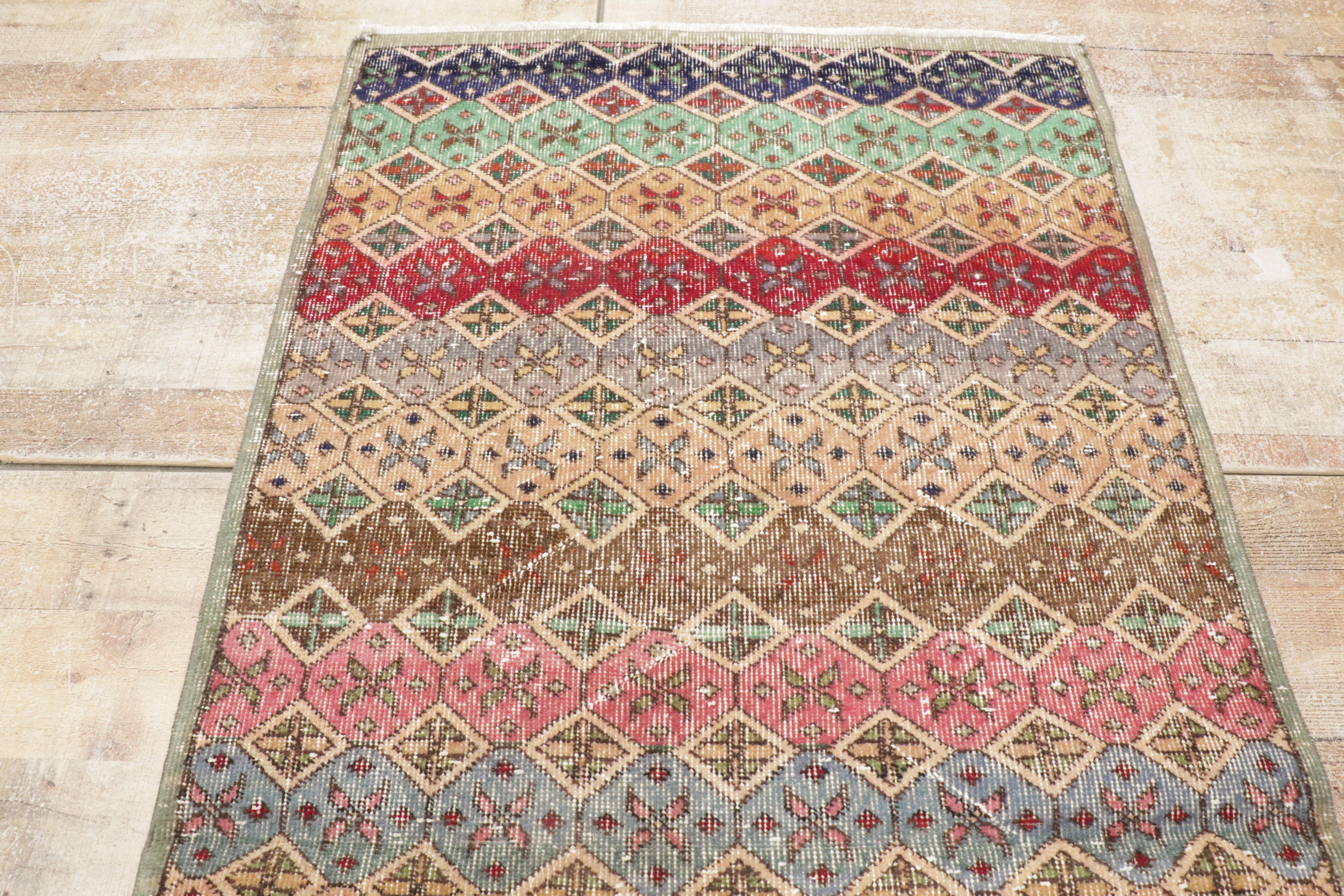 Tappeto Sivas turco d'epoca con stile rustico e postmoderno in vendita 4