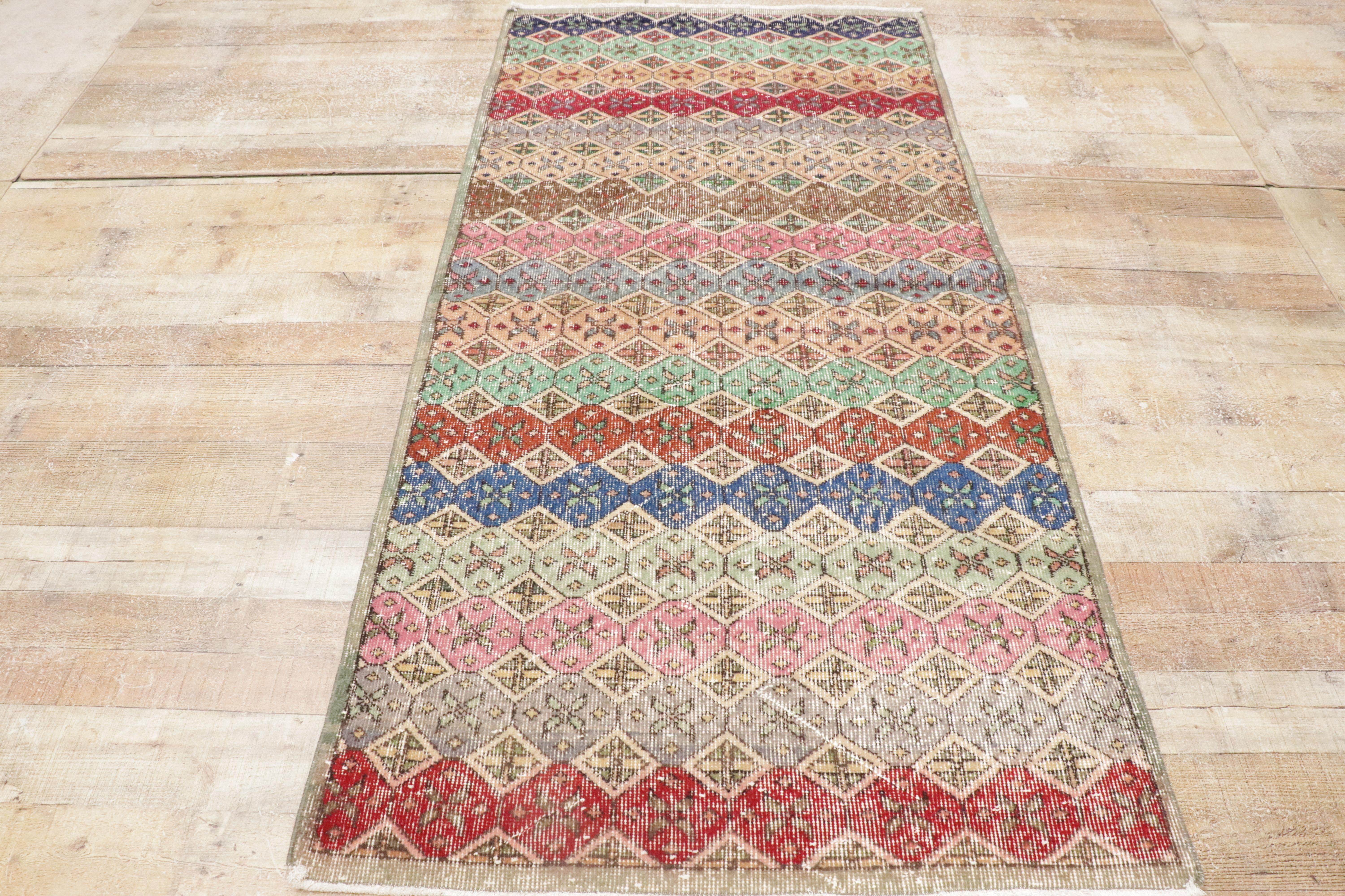 Tappeto Sivas turco d'epoca con stile rustico e postmoderno in vendita 6