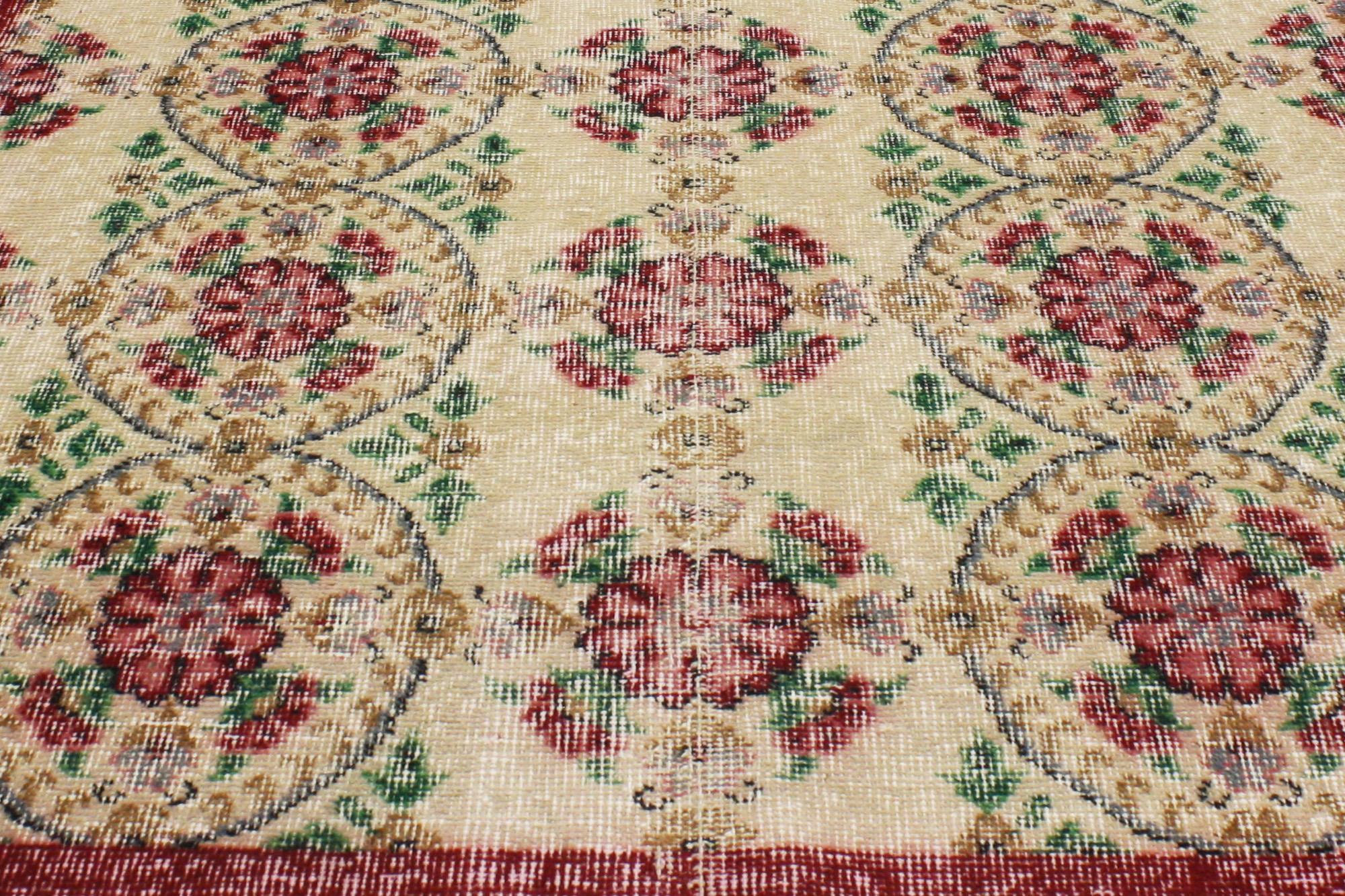 Country Vintage Turkish Sivas Rug For Sale