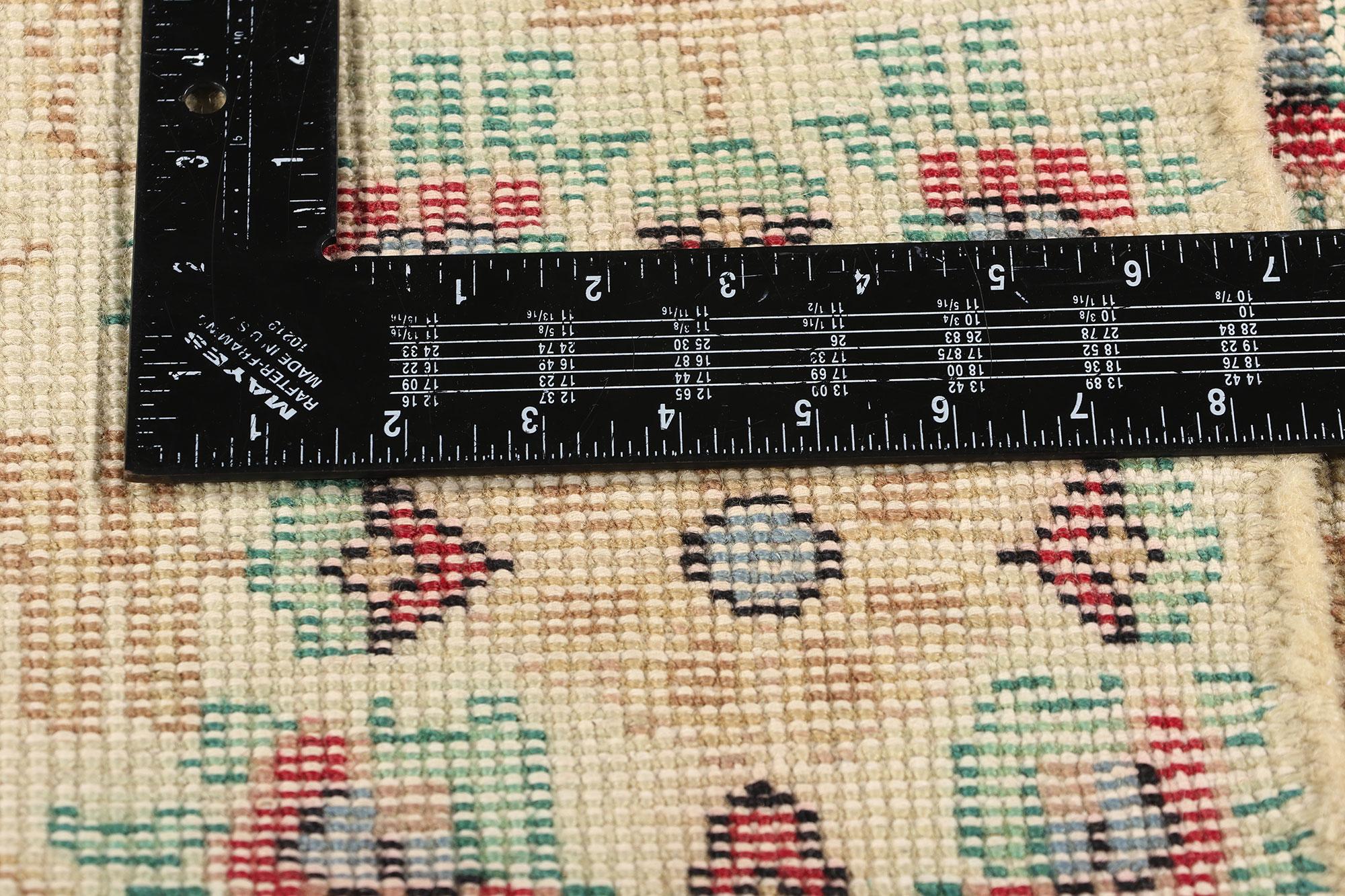 Tapis Sivas turc vintage vieilli Abîmé - En vente à Dallas, TX