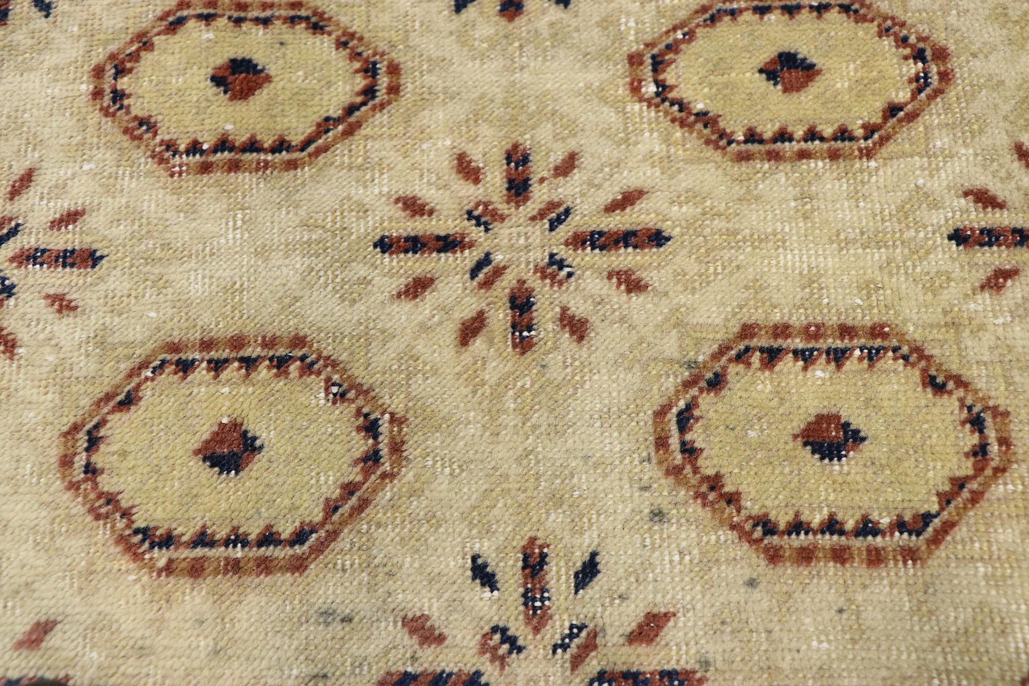 Gealterter türkischer Sivas-Teppich mit turkmenischem Design und edwardianischem Stil (Türkisch) im Angebot