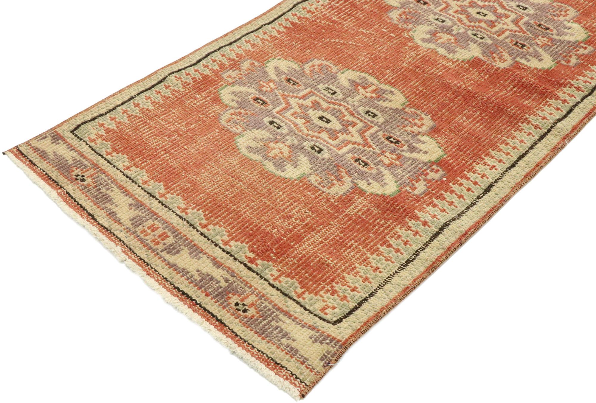 53074, vintage Turkish Sivas rug with Romantic Northwestern Artisan style. Balancing romantic connotations with rustic sensibility, this hand knotted wool distressed vintage Persian Mahal Design rug beautifully embodies Northwestern Artisan style.