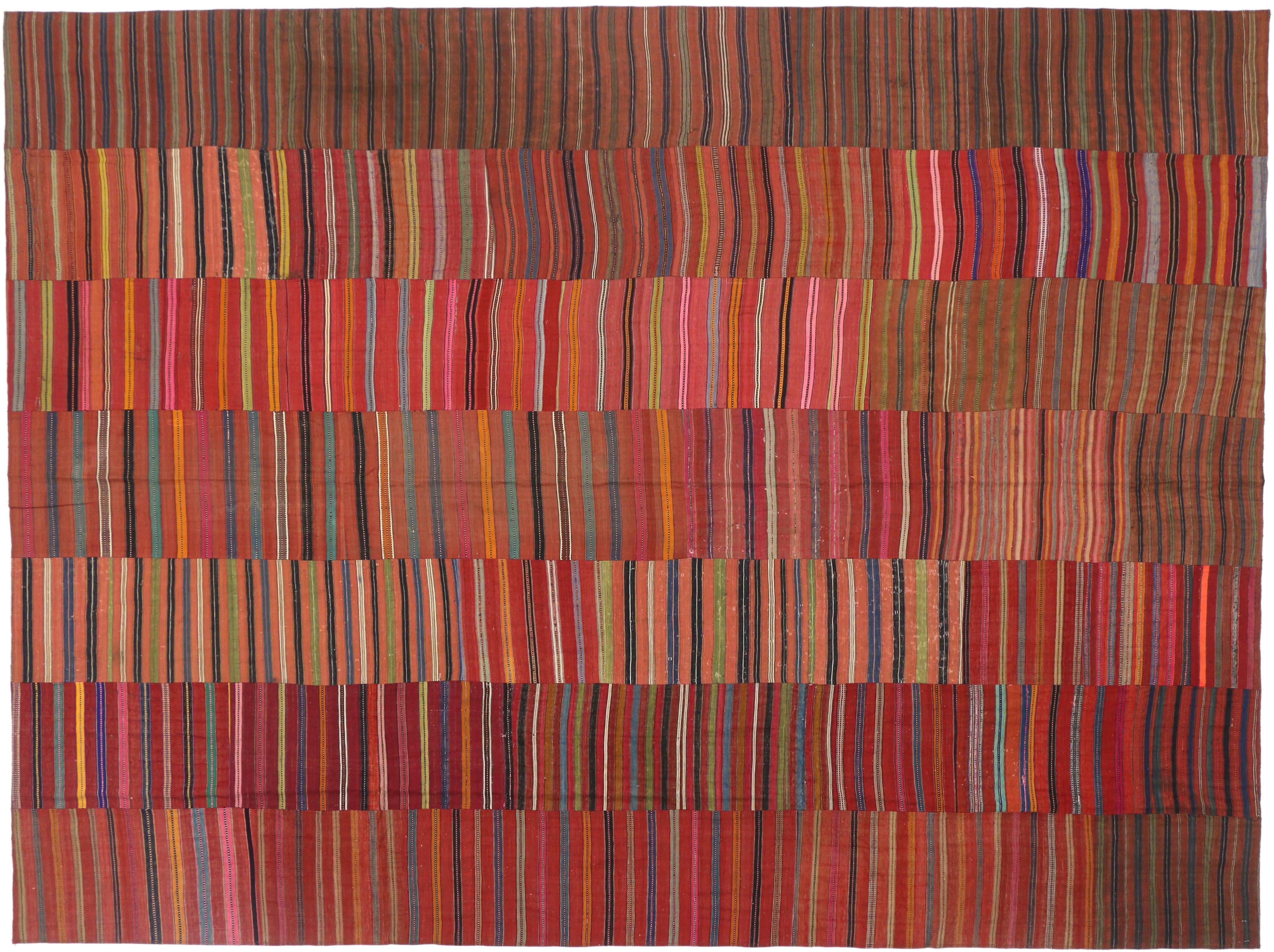 1950's Turkish Striped Kilim Rug with Modern Rustic Style For Sale 3