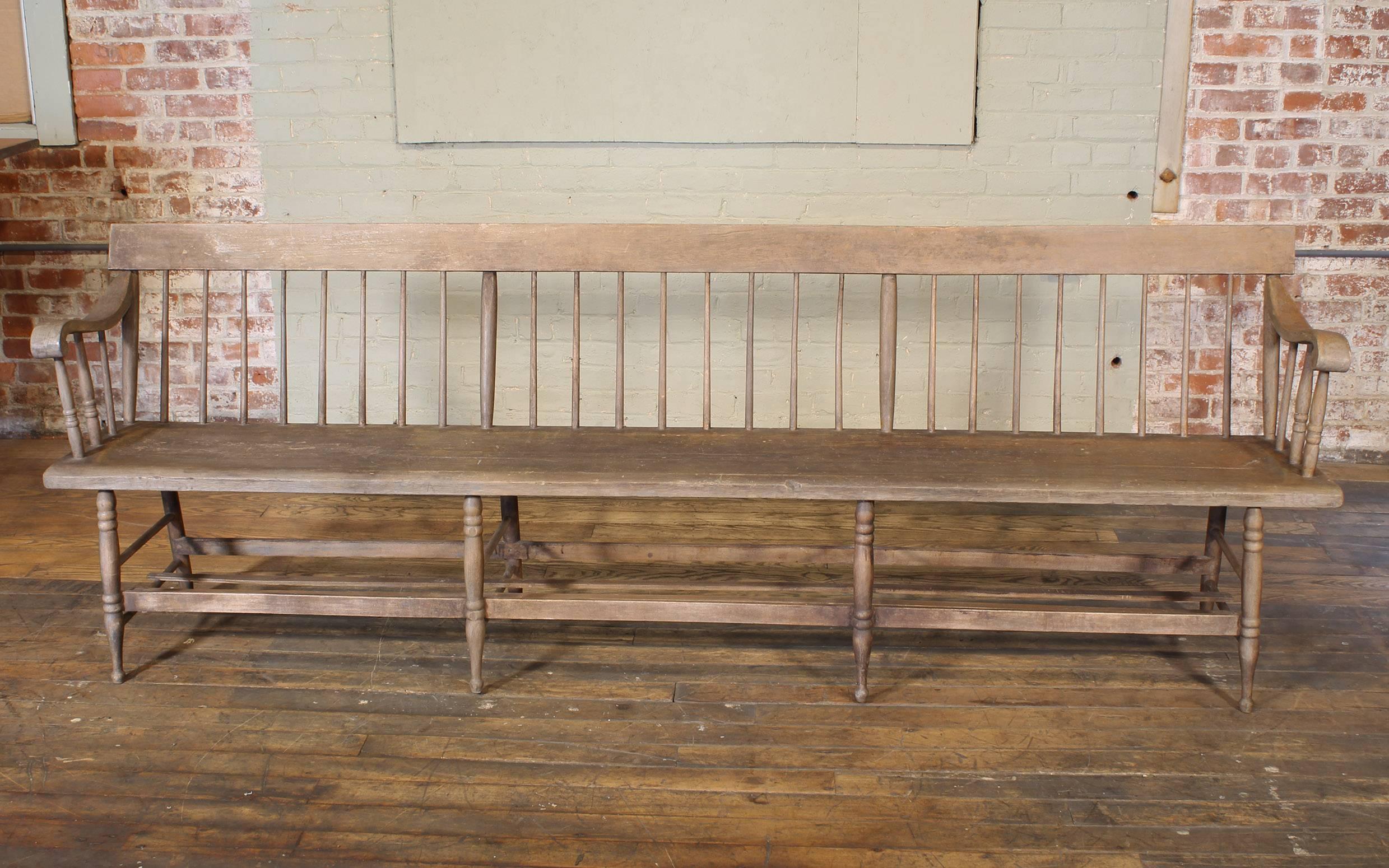 American Distressed Windsor Deacon's Wooden Bench