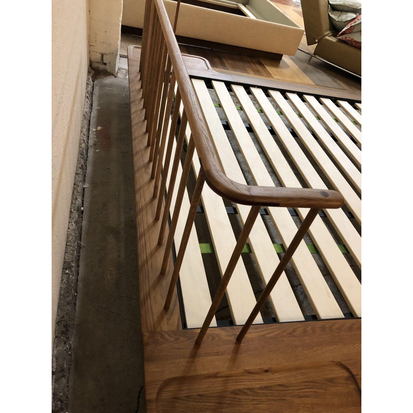 District Eight Distrikt Bed, an Eastern King In Good Condition For Sale In San Francisco, CA