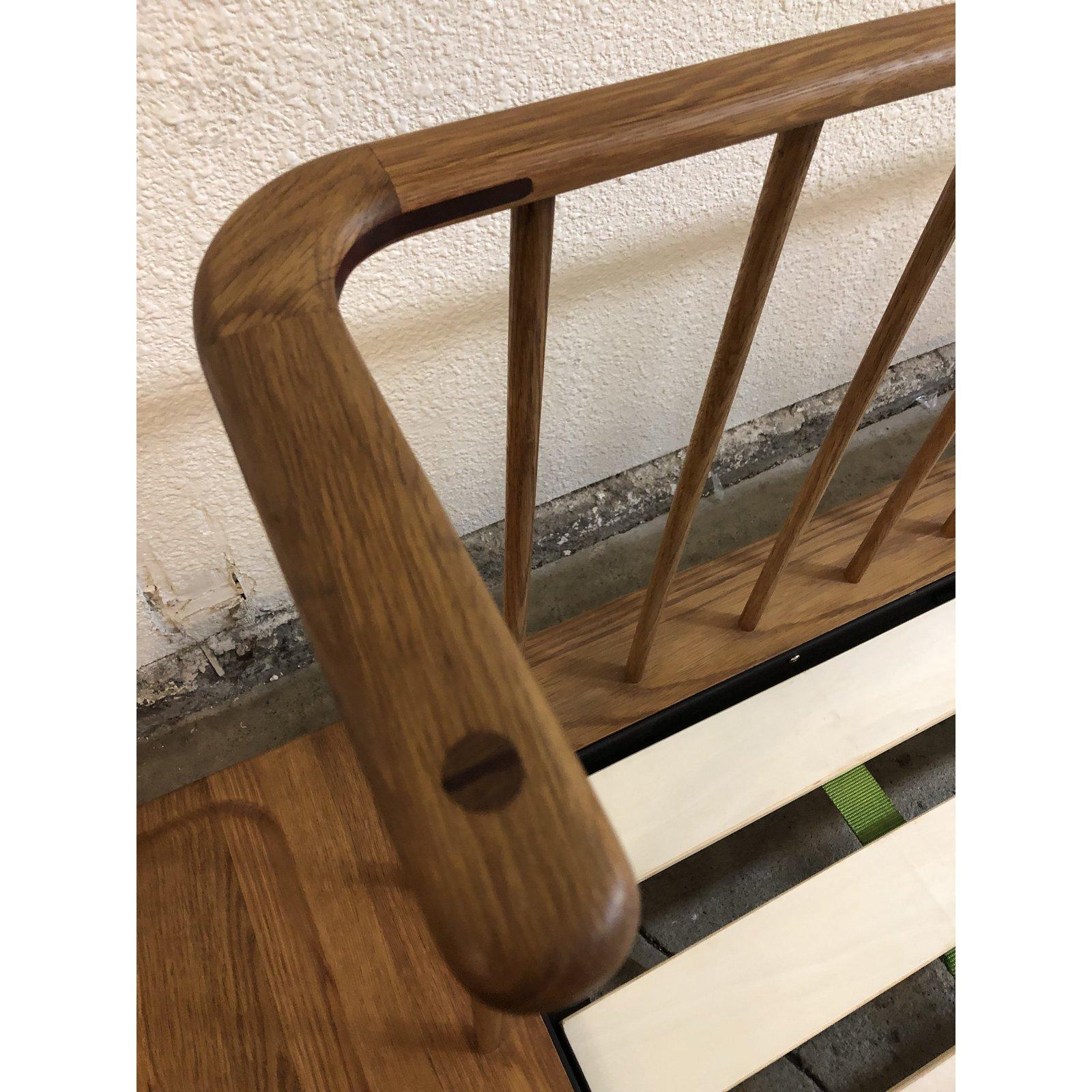 District Eight Distrikt Bed, an Eastern King For Sale 1