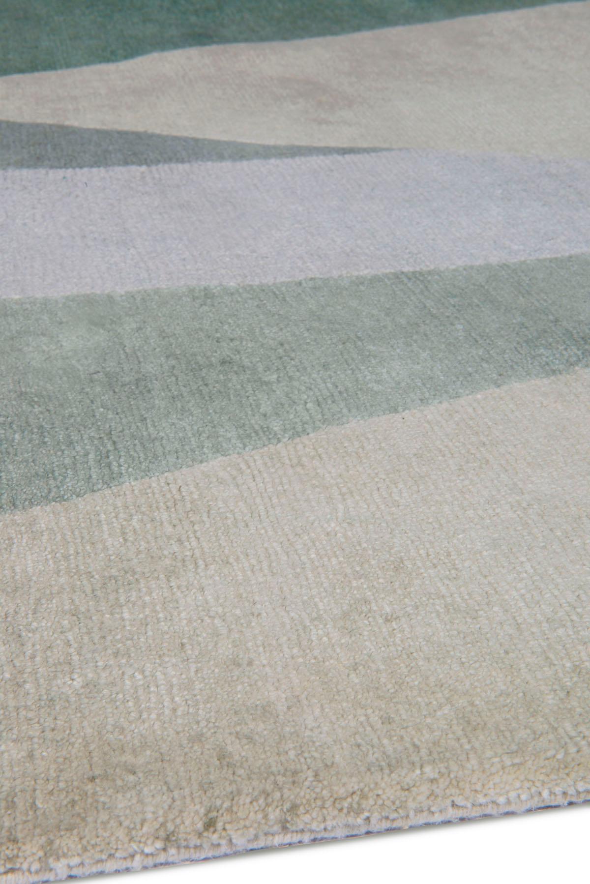 District Spruce, handgeknüpfter Teppich von Kelly Wearstler im Zustand „Neu“ im Angebot in London, GB