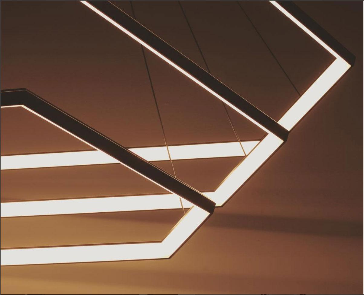 Moderno Ditri Cascade III DXC52, lampadario moderno esagonale a tre livelli in vendita