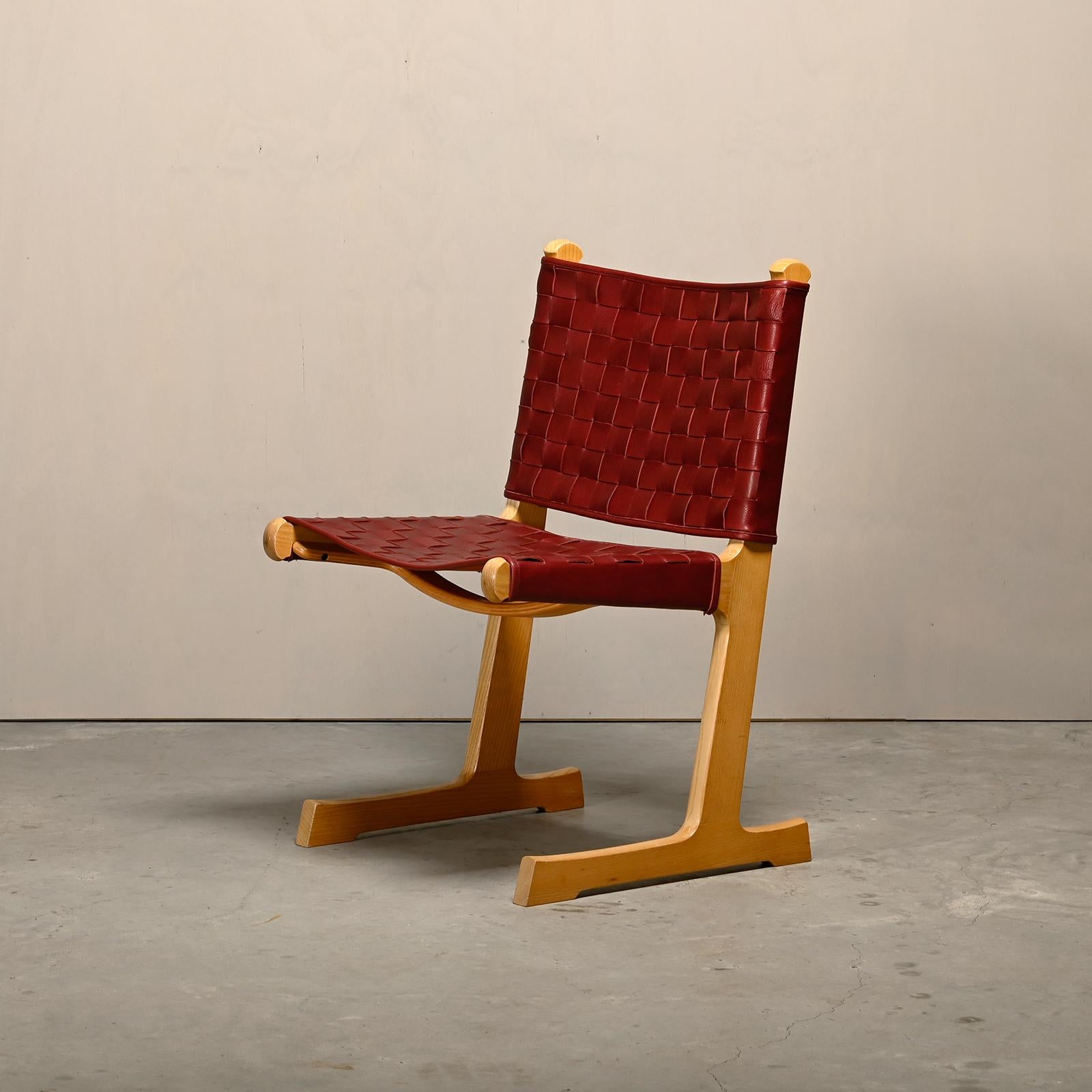 Ditte & Adrian Heath cantilever Dining Chairs in Ash and Leather, France & Søn In Good Condition In Amsterdam, NL