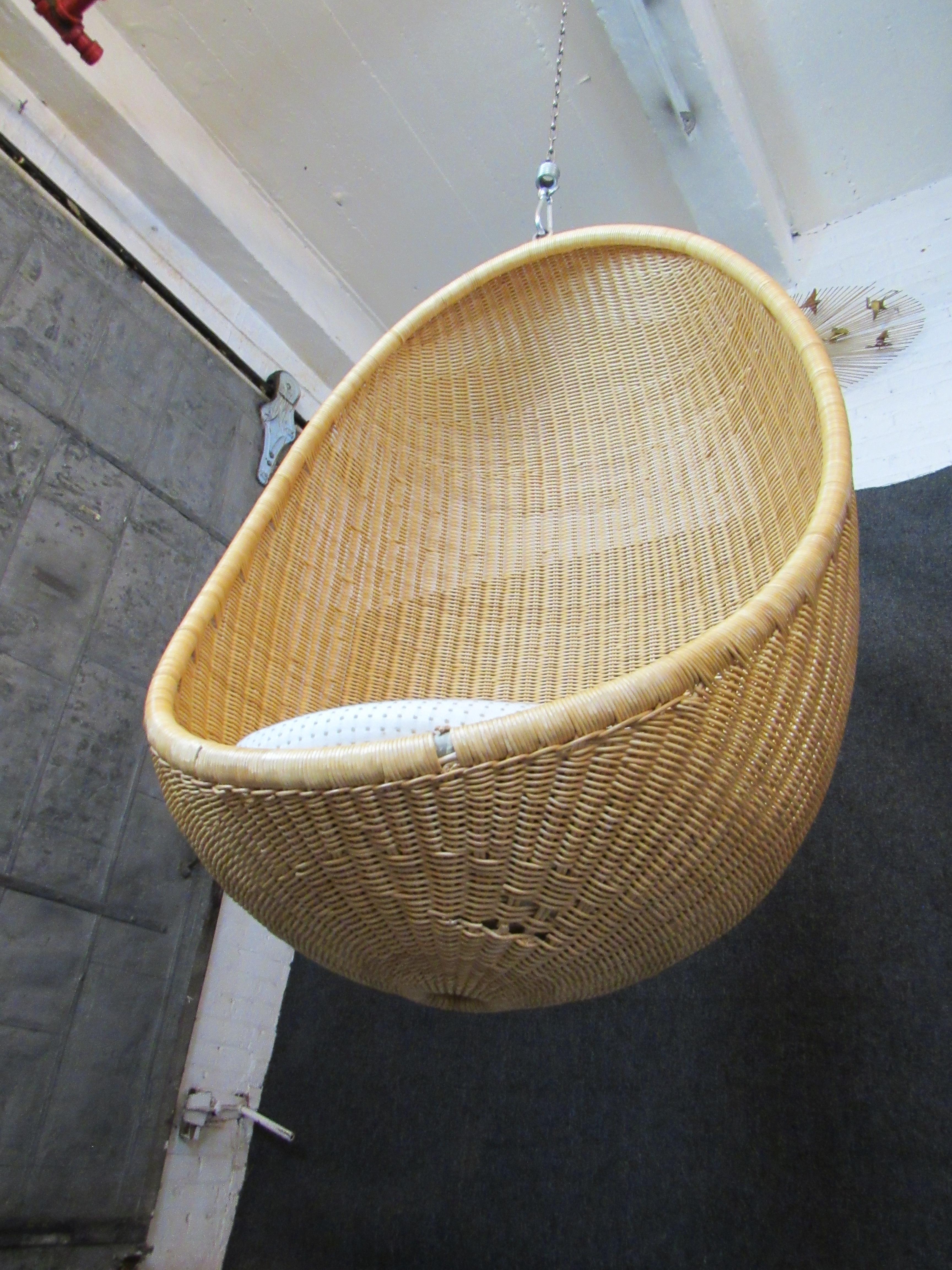 Ditzel Hanging Egg Chair by Sika Design For Sale 1