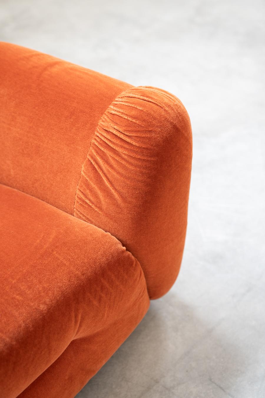 Orangefarbene Chenille-Sofas, zwei- und dreisitzig, 2er-Set, 1970er Jahre im Angebot 5