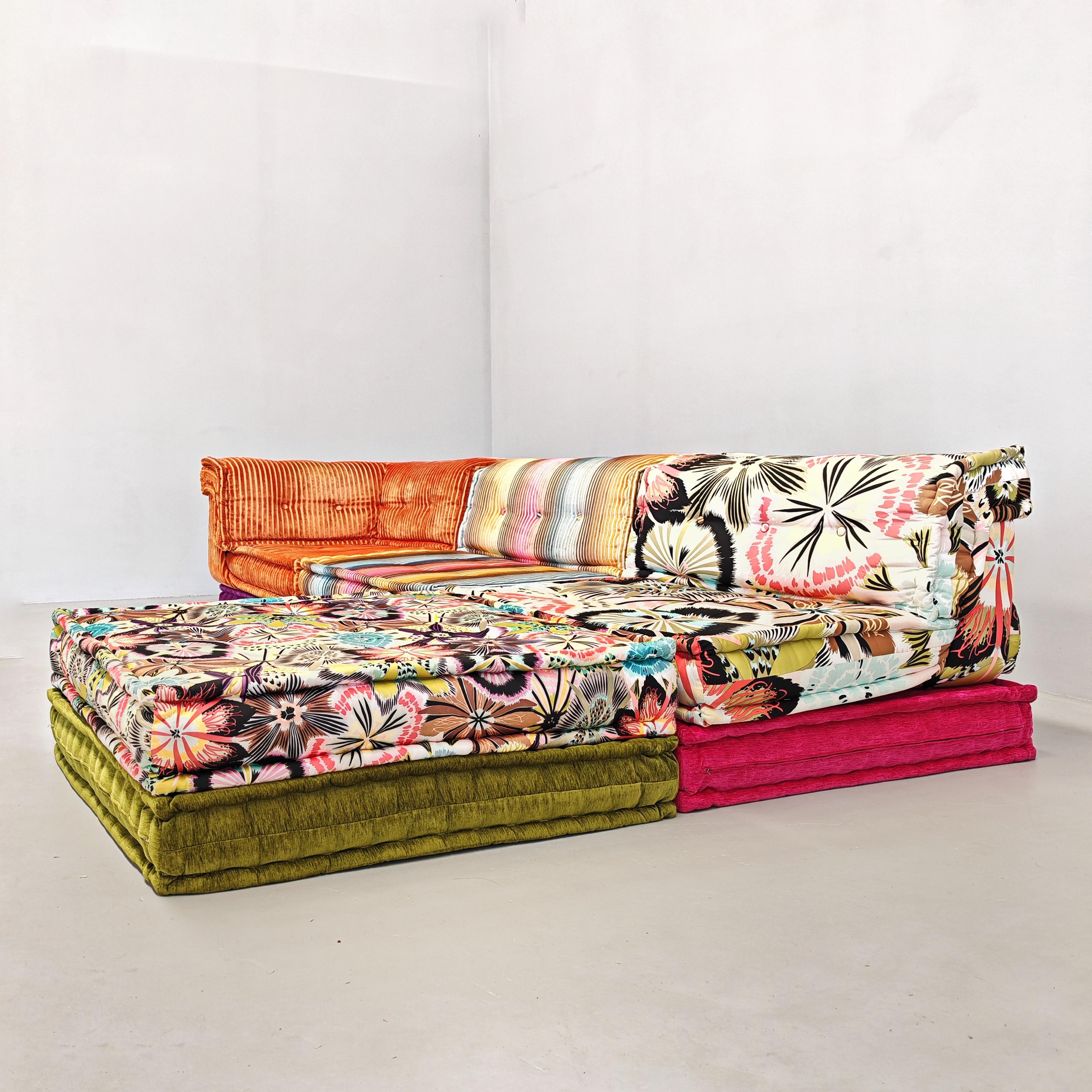 Italian Divano 11 elementi Mah Jong Roche Bobois di H. Hopfer tessuti Missoni in vendita