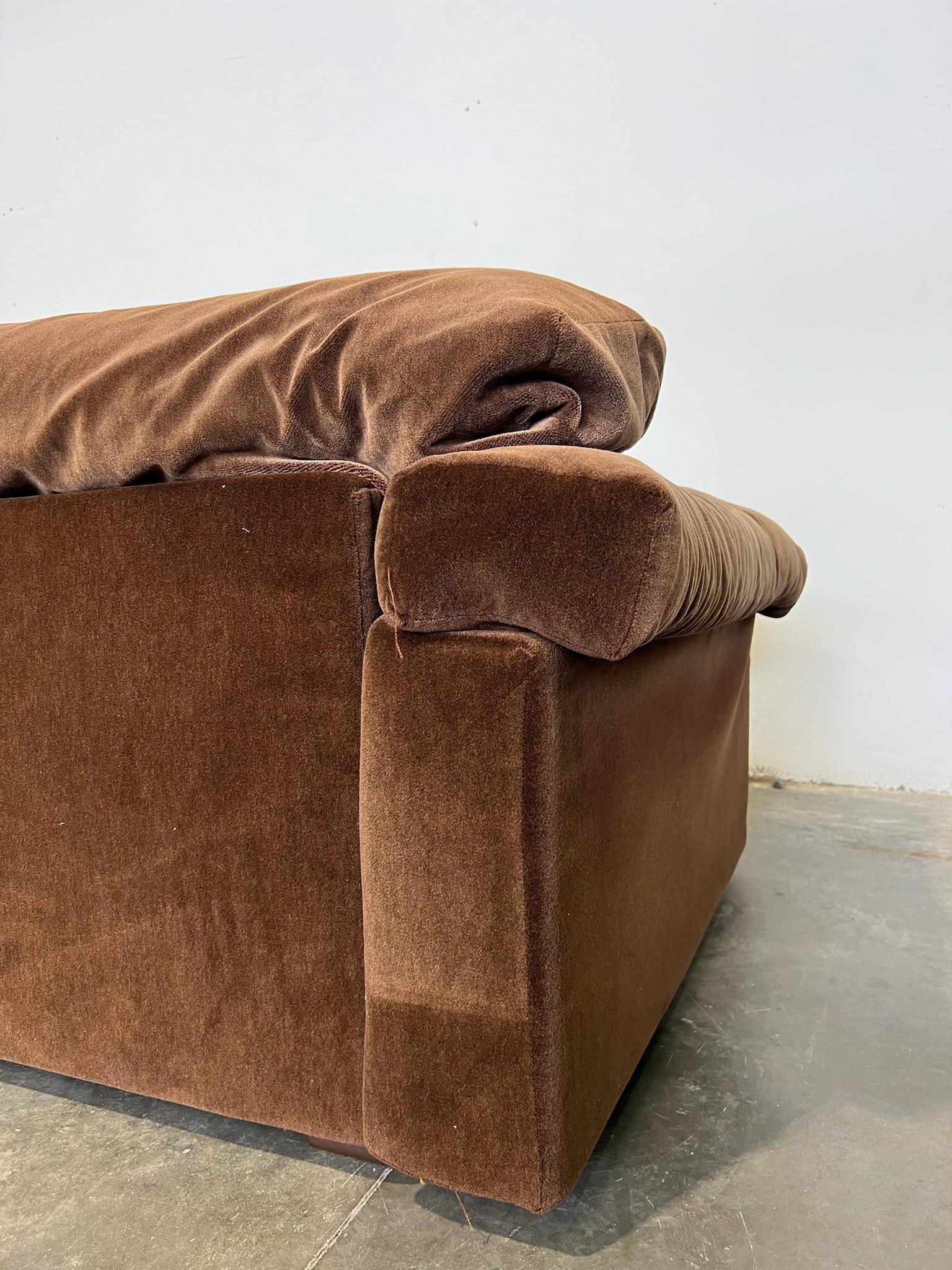 Divano 2 posti erasmo B&B Italia Afra e Tobia Scarpa velluto marrone 2