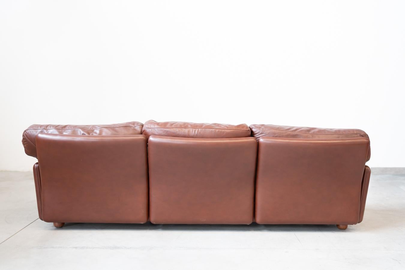 Frau leather 3-seater sofa and two armchairs, 1980-1990 For Sale 13