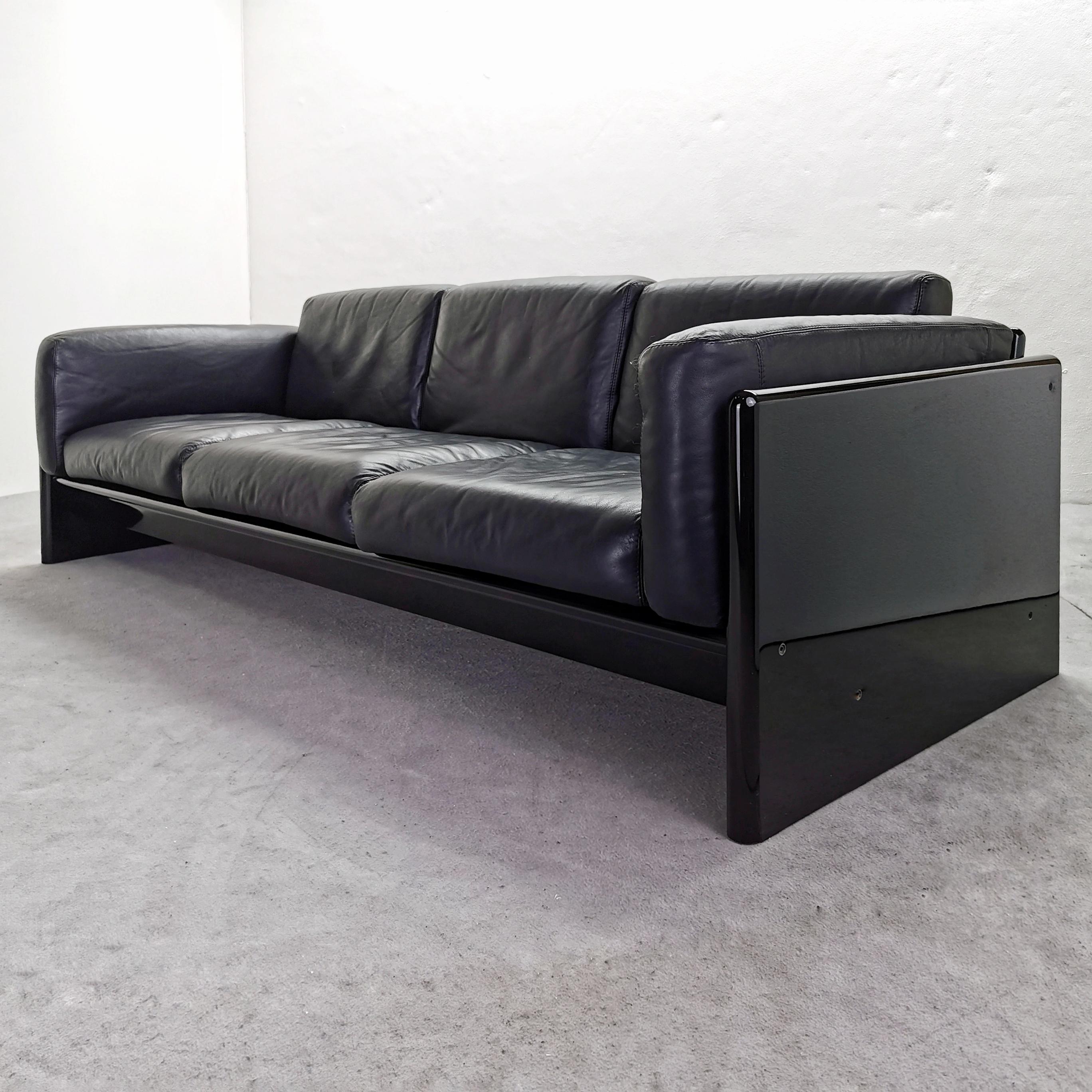 3-Sitzer Sofa aus Leder und Lack Studio Simon von Gavina im Angebot 8