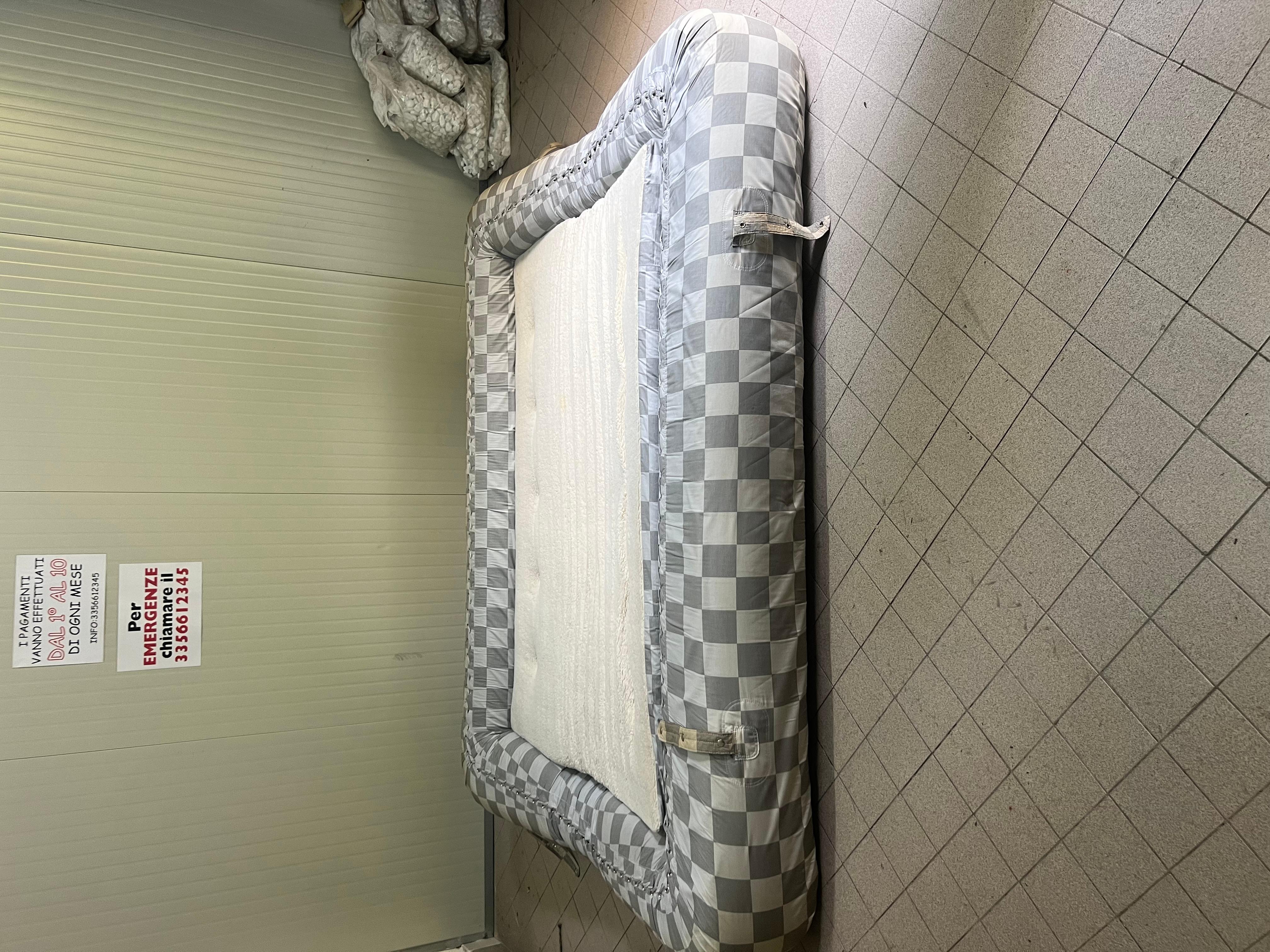 Late 20th Century Divano 3 posti  - Letto Anfibio By Alessandro Becchi per Giovannetti