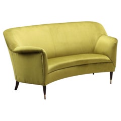 Sofá con forma de judía de tela verde, de los años 50, de fabricación italiana