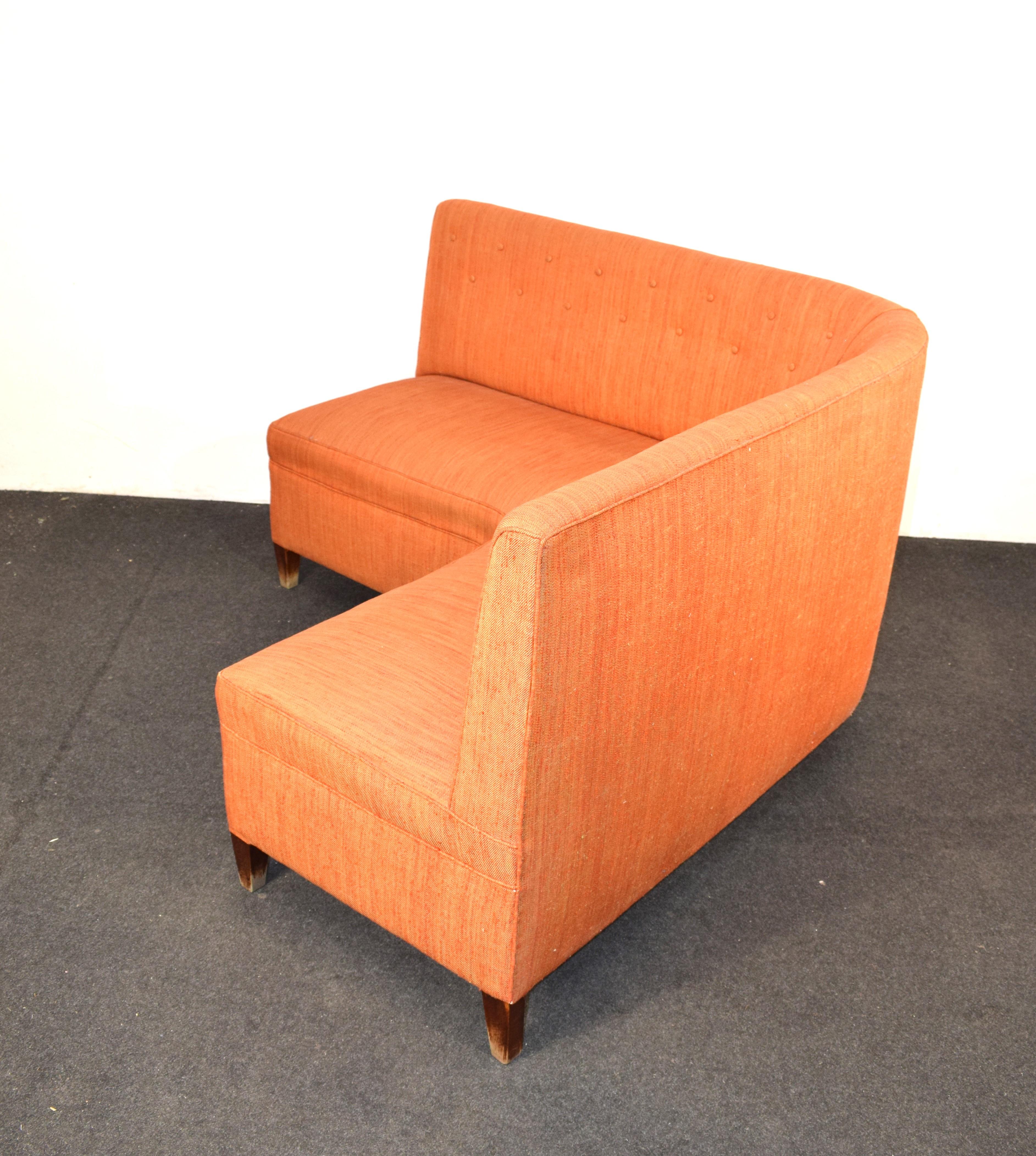 Mid-Century Modern Canapé d'angle, Italie, vers 1950. en vente