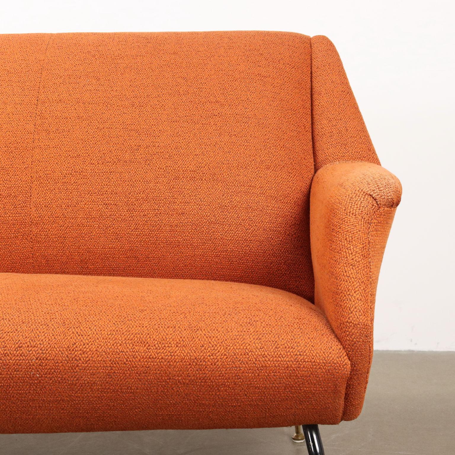 Restauriertes orangefarbenes Sofa aus den 50er und 60er Jahren (Italienisch) im Angebot