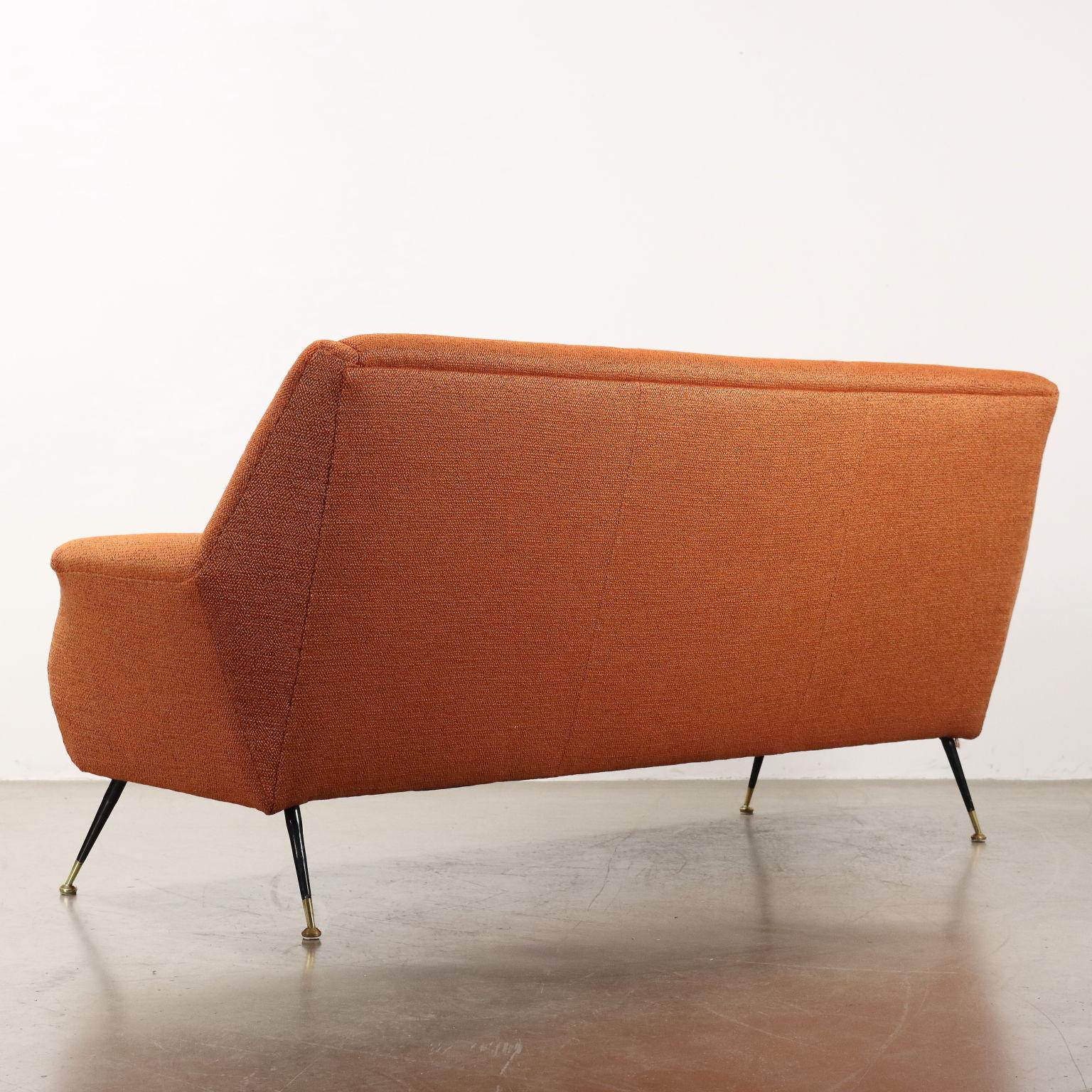 Restauriertes orangefarbenes Sofa aus den 50er und 60er Jahren im Angebot 1