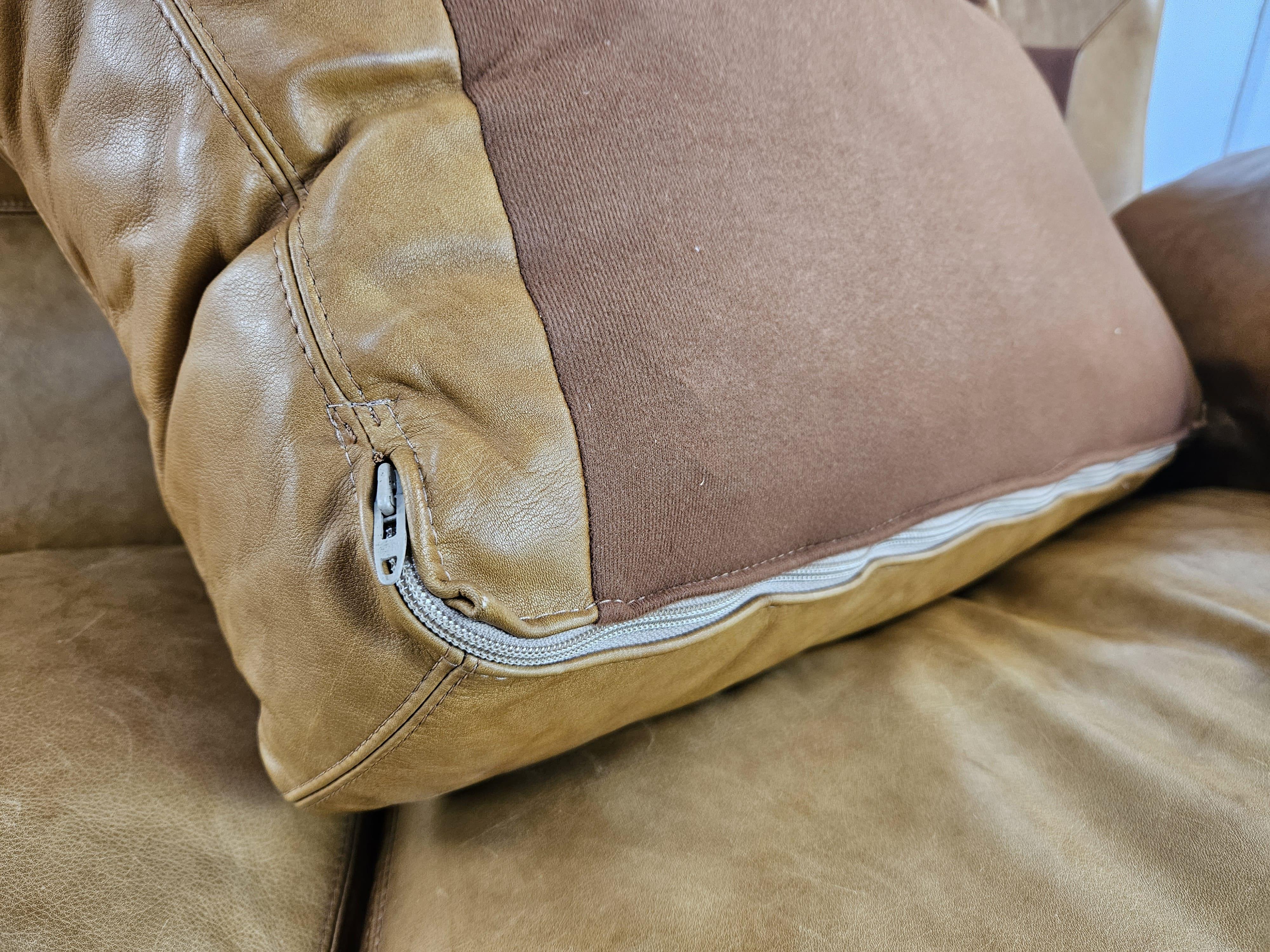 1970s three-seater camel-colored leather sofa 6