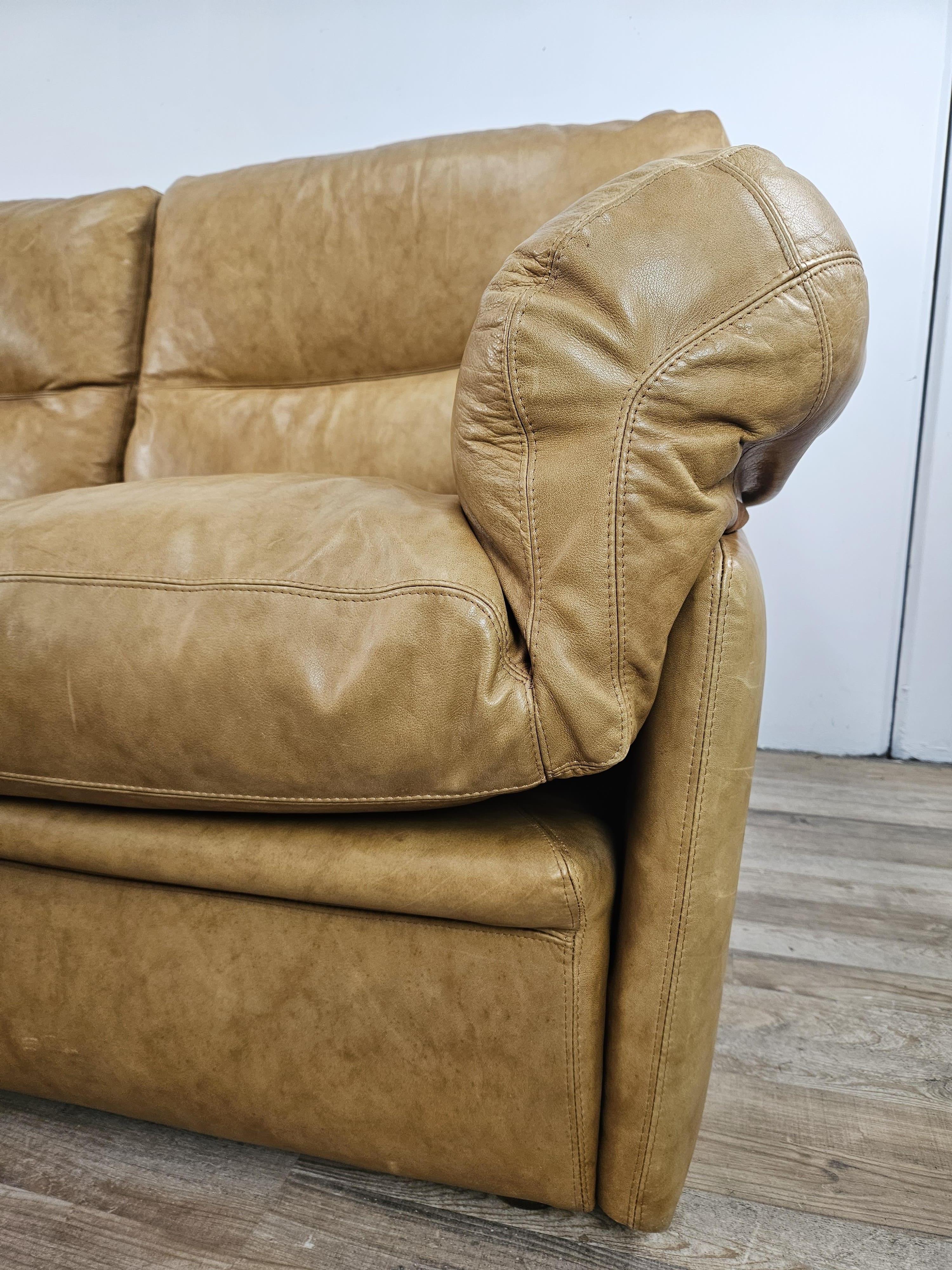 1970s three-seater camel-colored leather sofa 11