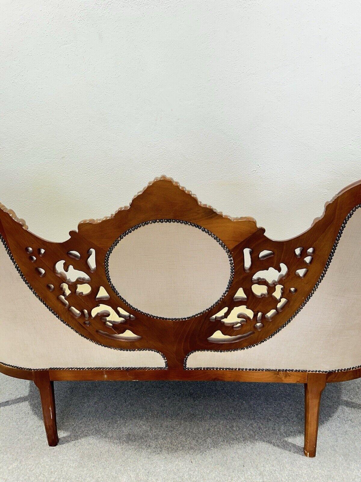 Early 19th Century Canapé ancien Louis Philippe en acajou avec doublure capitonnée Italie '800 en vente