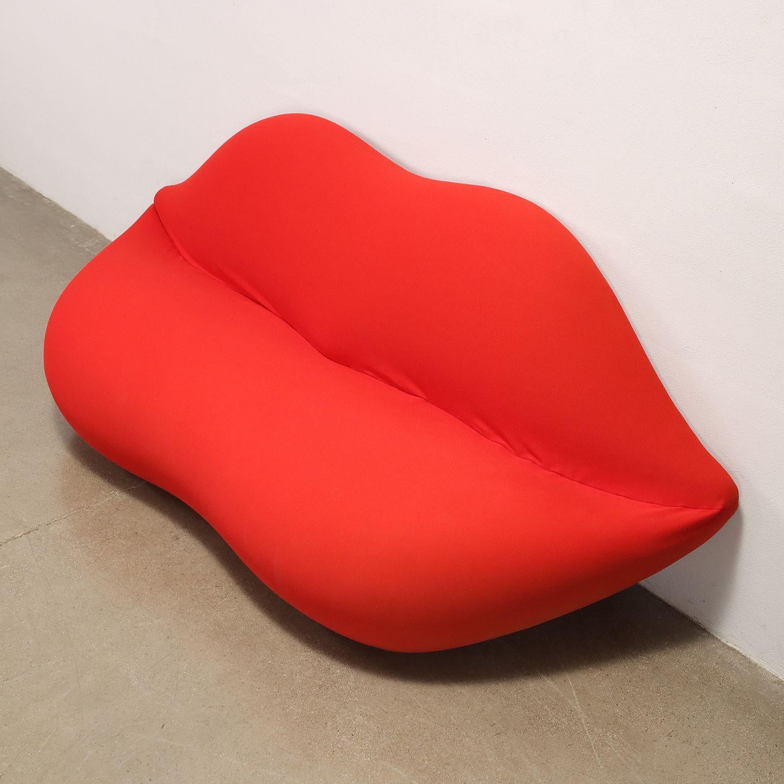 Italian Studio 65 'Bocca' sofa for Gufram 1980s-90s