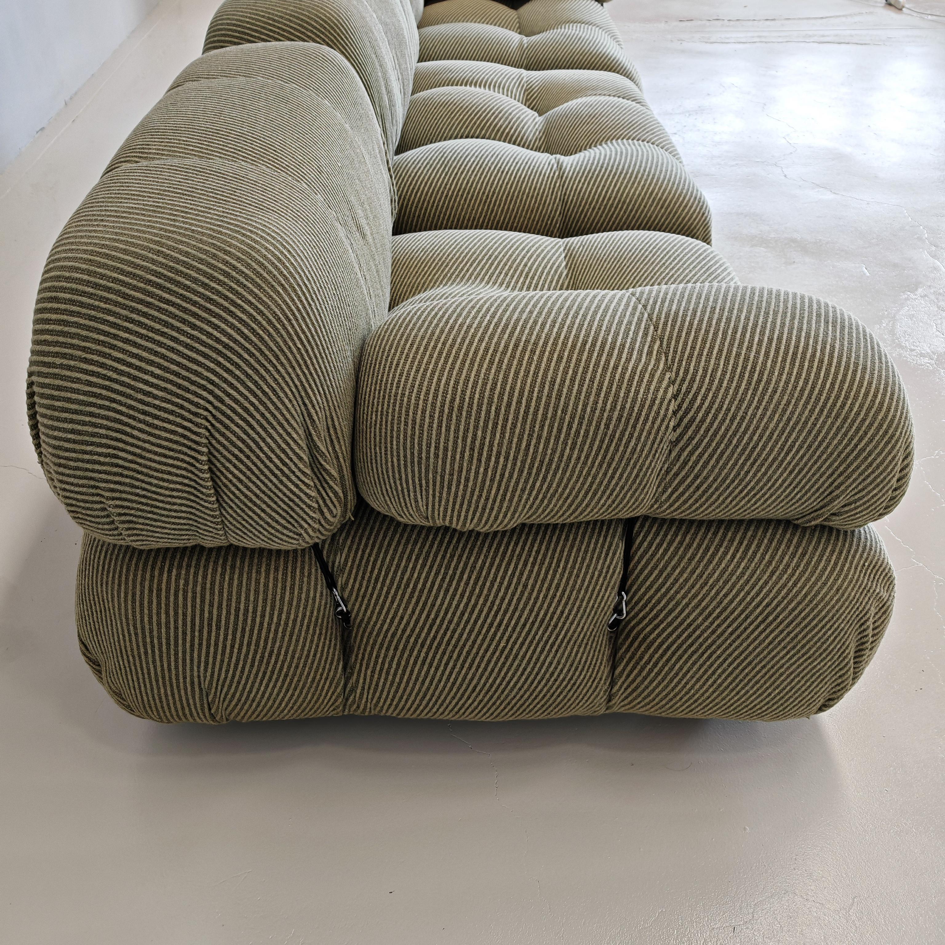 camaleonda sofa by Mario Bellini in green fabric produced by B&B 1970s 4
