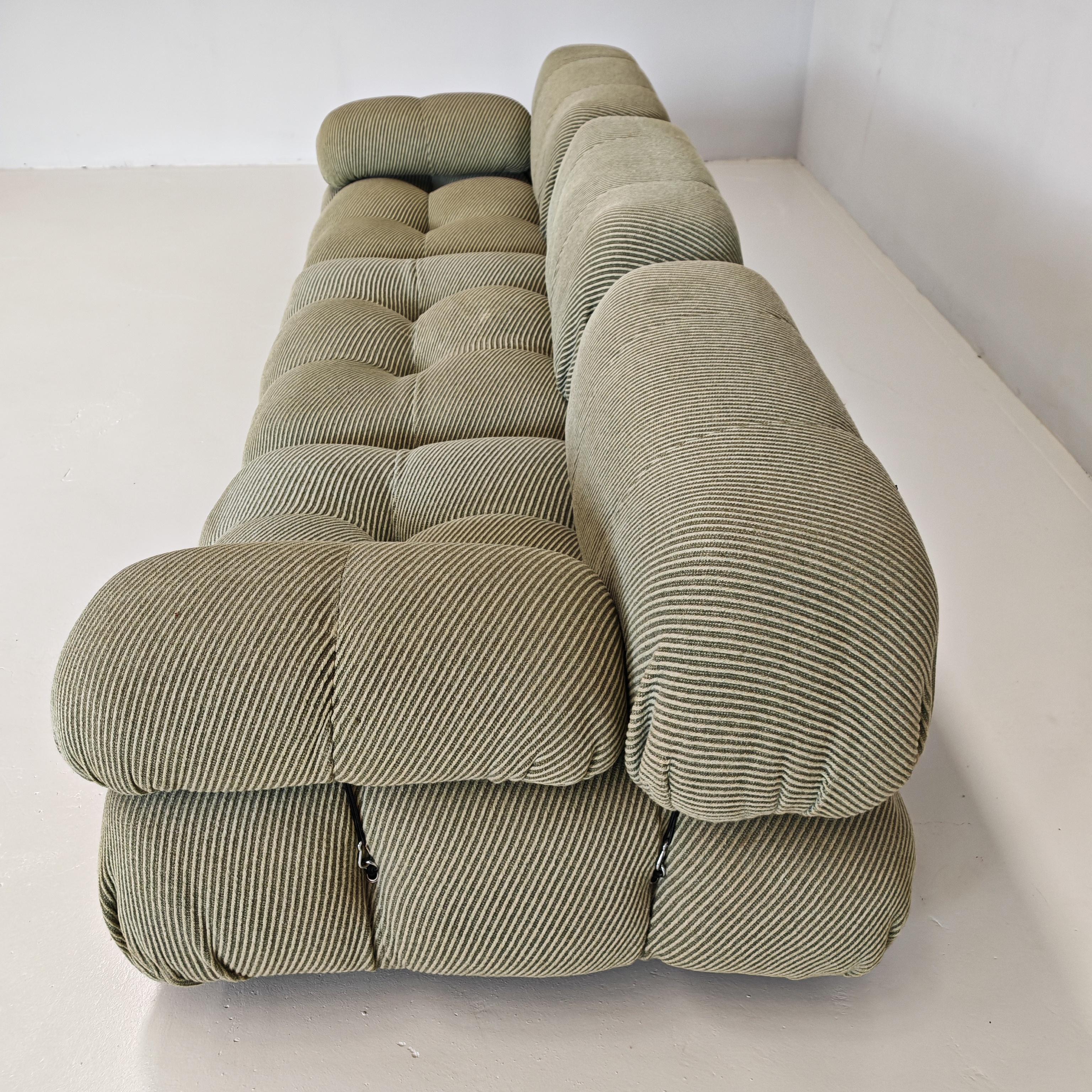 camaleonda sofa by Mario Bellini in green fabric produced by B&B 1970s In Good Condition In Milano, MI