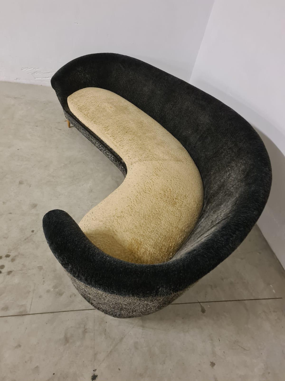 Divano curvo di Federico Munari in vendita 6
