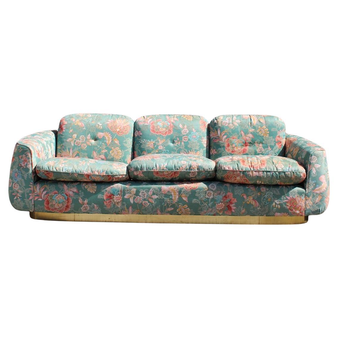 Divano Decorativo  Stile Guglielmo Ulrich 1940s ottone e Seta en vente