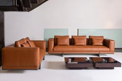 DOVE 2-seater genuine leather sofa with metal base. By Legame Italia