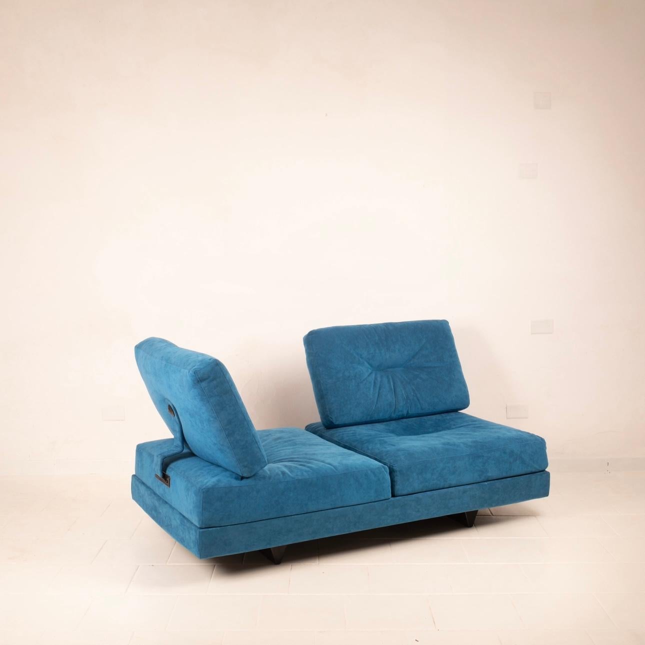 Stunning two-seater sofa model 