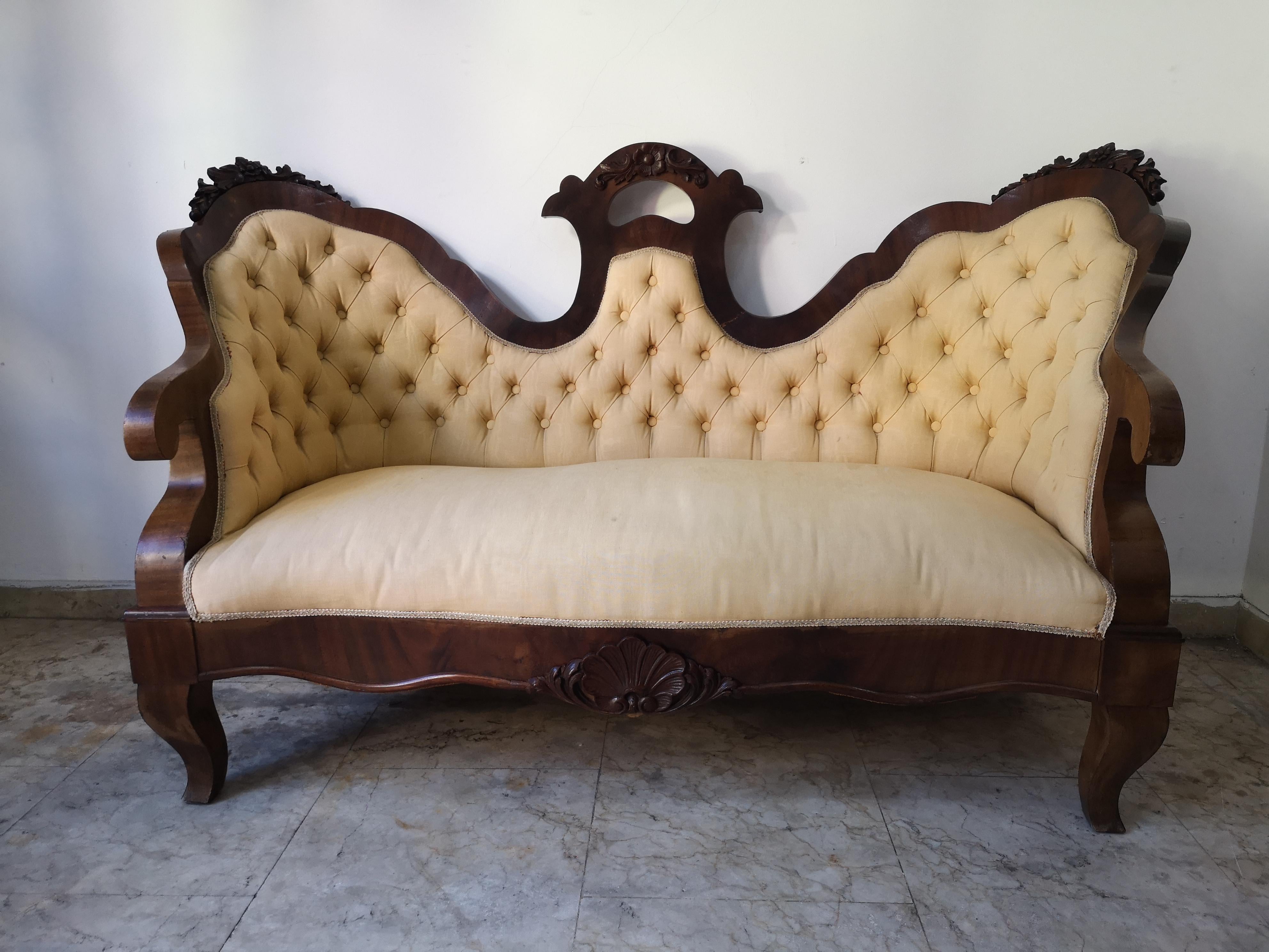Two-seater Louis Philippe sofa in walnut and fabric, 19th century era For Sale 3