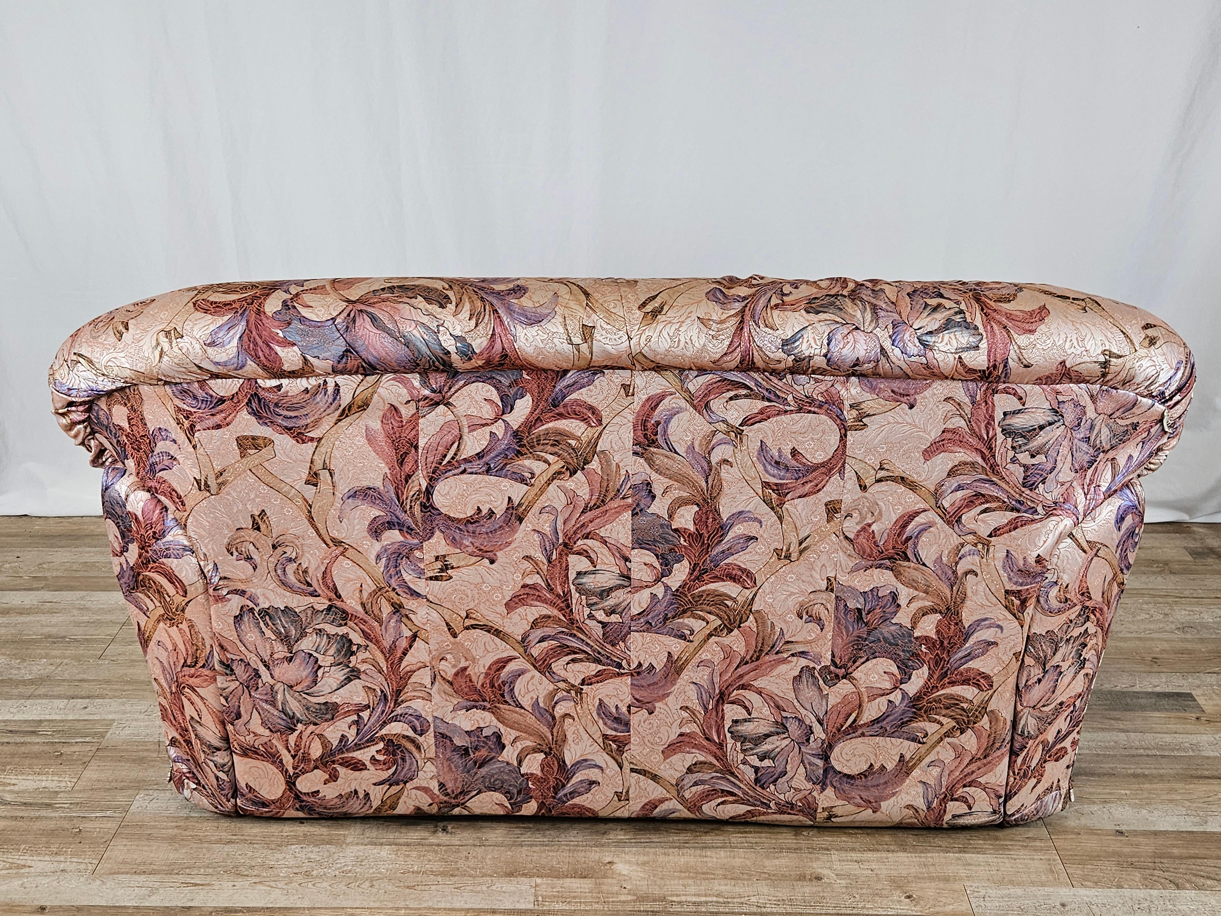 Zweisitzer-Sofa mit Blumenmuster aus den 1970er Jahren im Angebot 7