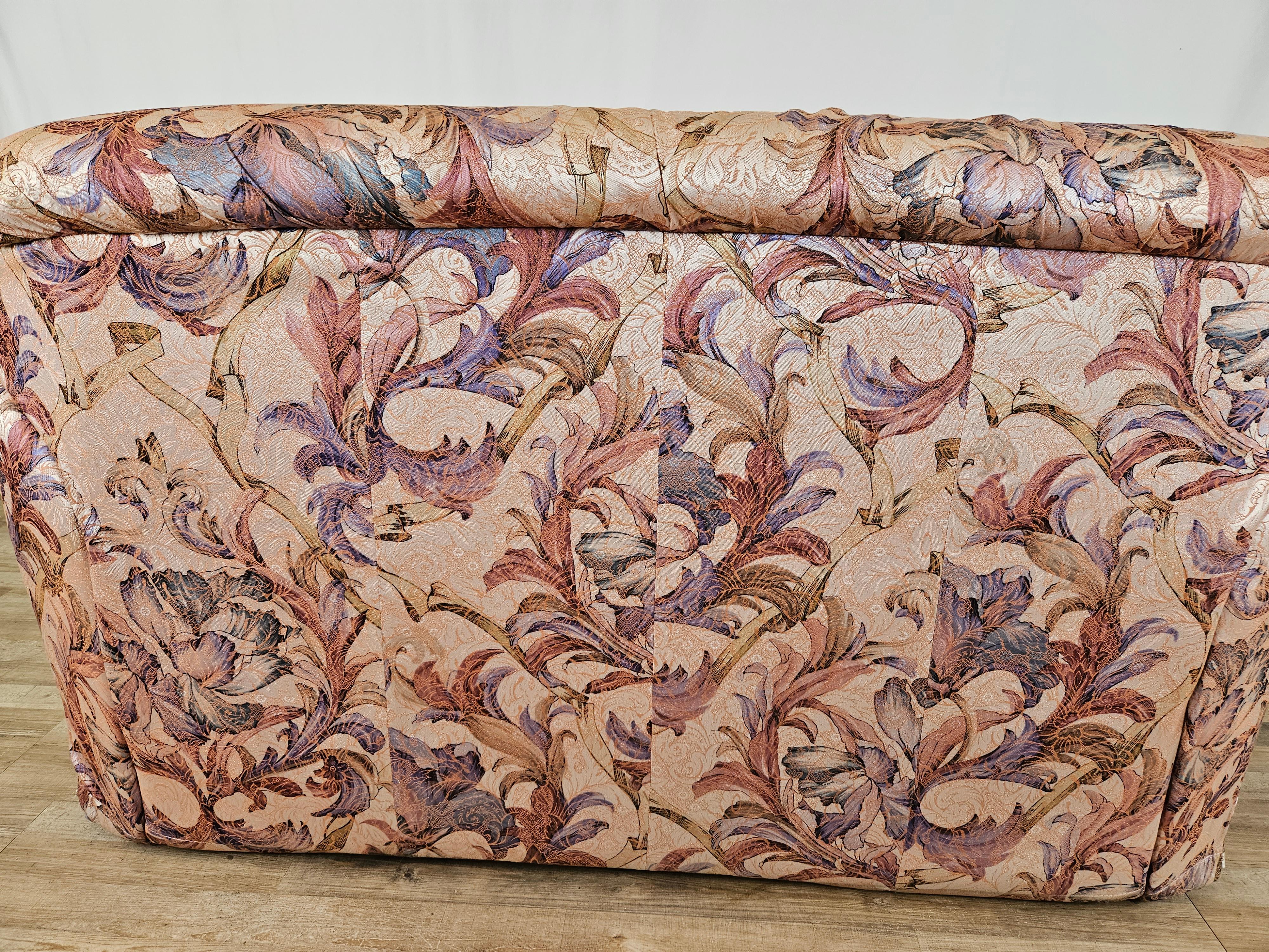 Floral two-seater sofa 1970s For Sale 6